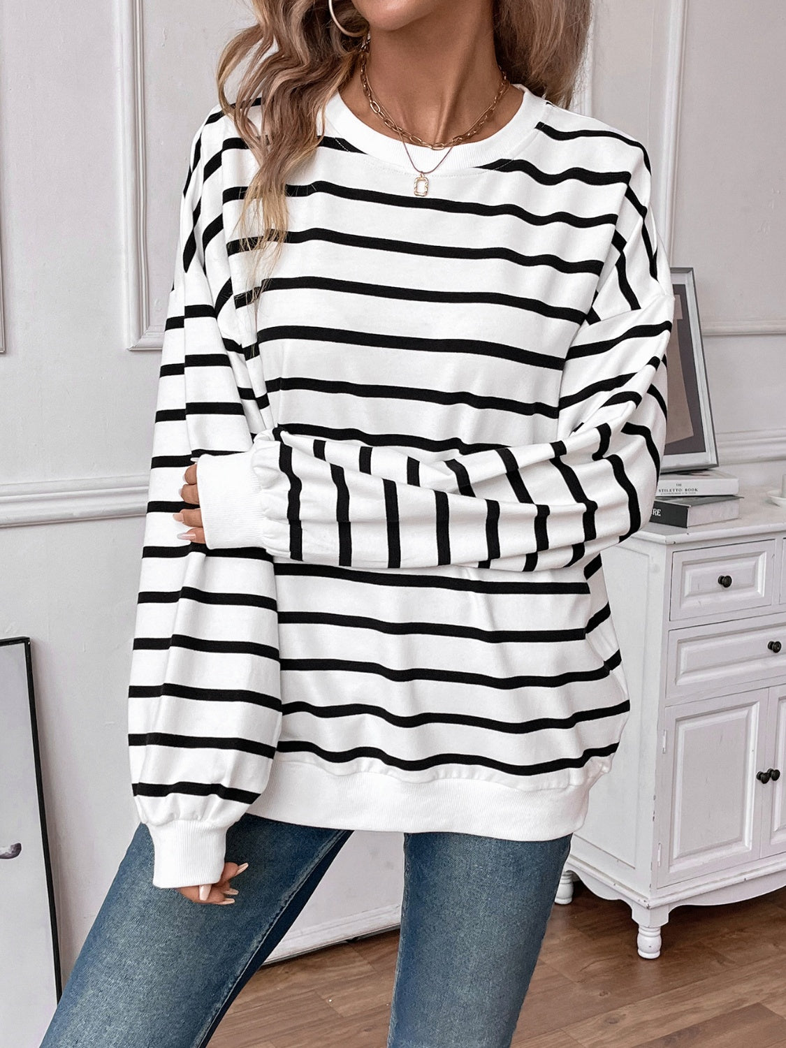 Lovelet Striped Round Neck Long Sleeve Sweatshirt for Women - Cozy Casual Pullover Top for Fall & Winter - Perfect for Lounge, Workout, and Everyday Wear