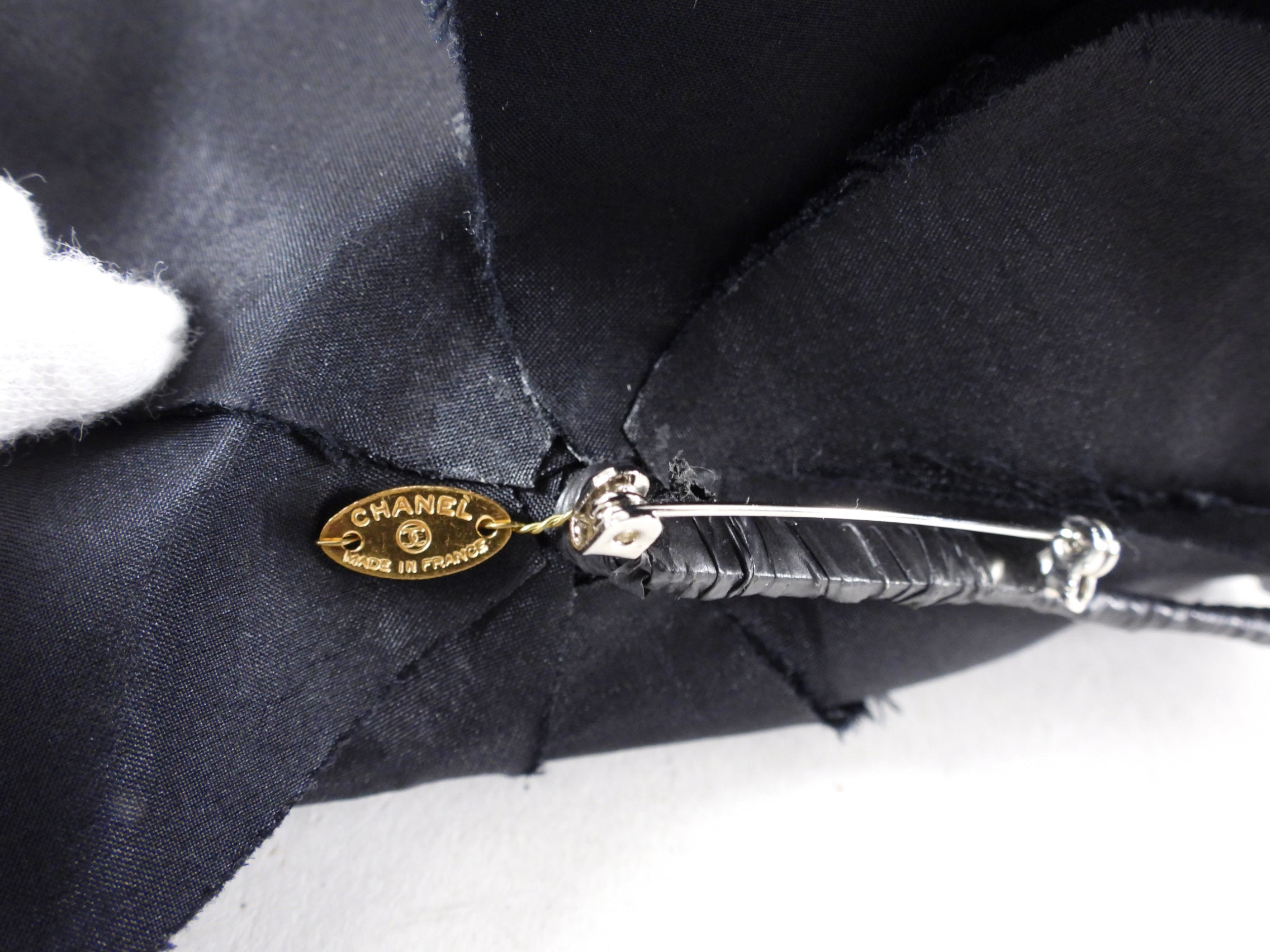 Vintage Chanel 1990s Extra Large Black Silk Camellia Flower Brooch Pin - Elegant Fashion Accessory for Jackets, Bags & Hats