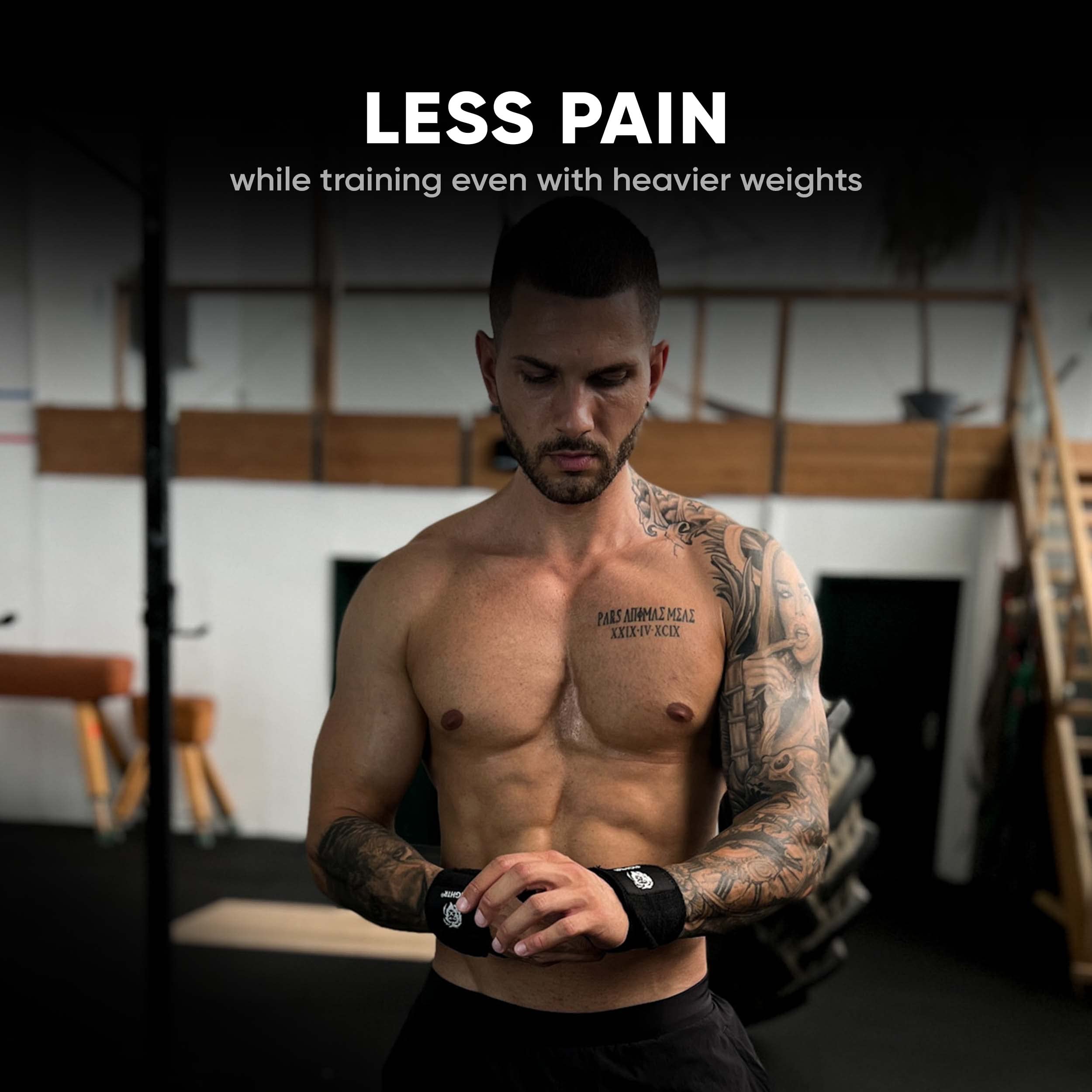 FIGHTR® Fitness Wrist Wraps - Premium Support for Weightlifting, Powerlifting & Crossfit - Reduce Pain & Improve Grip - Ideal for Gym, Bodybuilding & Strength Training