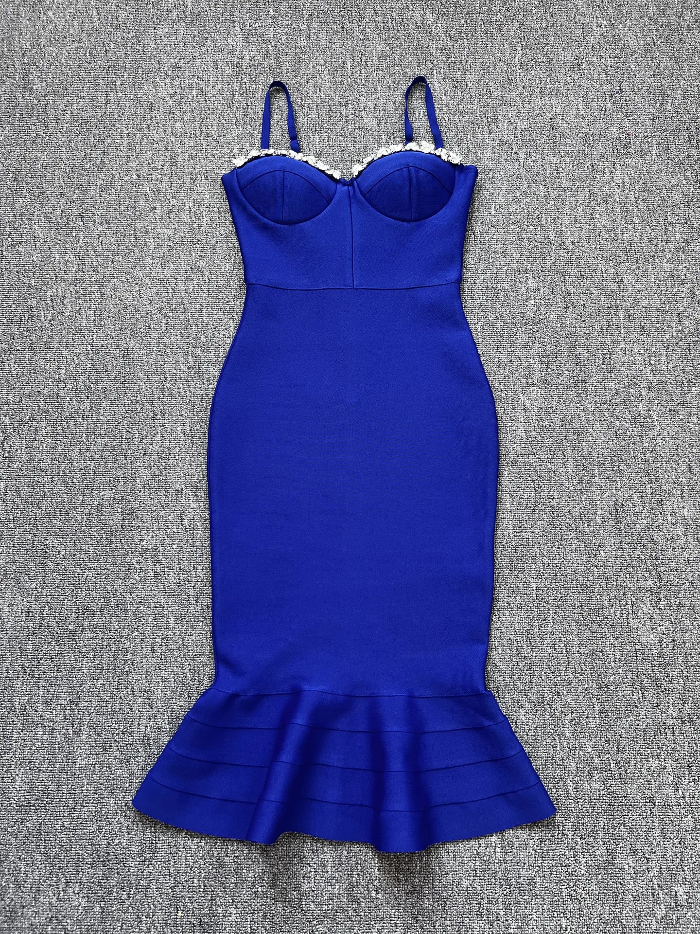 2023 Sparkly Beaded Knee-Length Ruffled Rayon Bandage Dress - Elegant Club & Party Wear for Women, Perfect for Night Out, Cocktail Party, Prom & Special Occasions