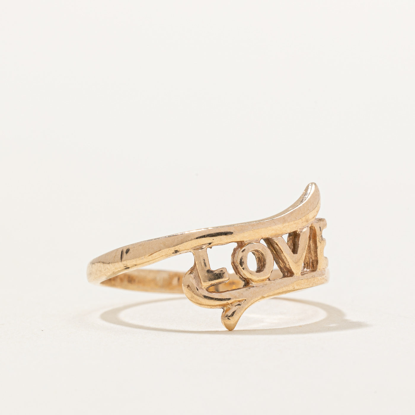 10K Yellow Gold Love Ring for Women - Size 6 - Perfect for Anniversaries, Valentine's Day & Romantic Gifts