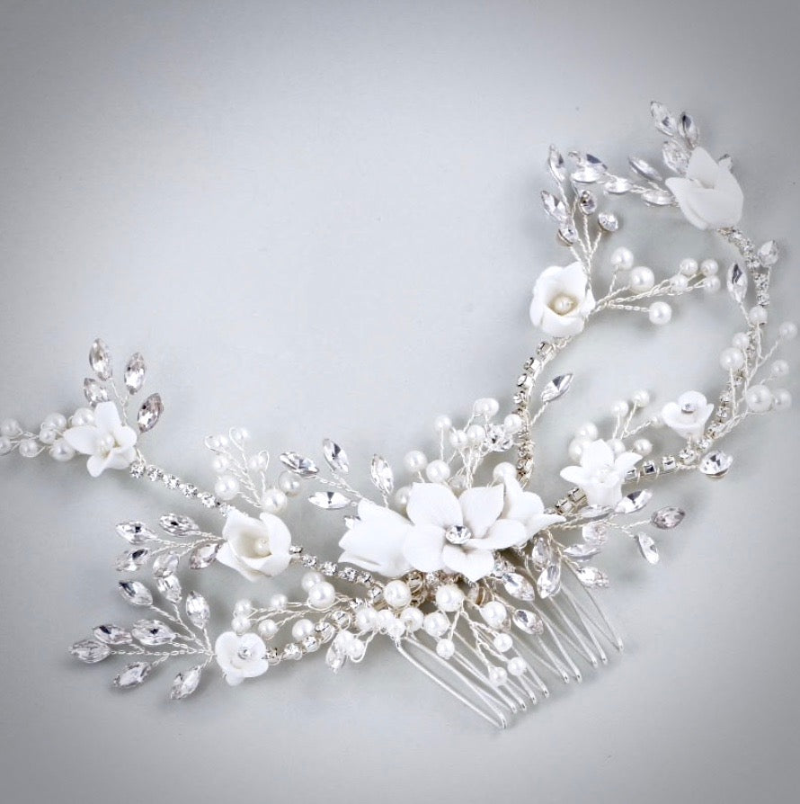 Elegant Silver Pearl & Crystal Bridal Hair Comb - Vintage Vine Wedding Hair Accessory for Brides, Bridesmaids, and Special Occasions