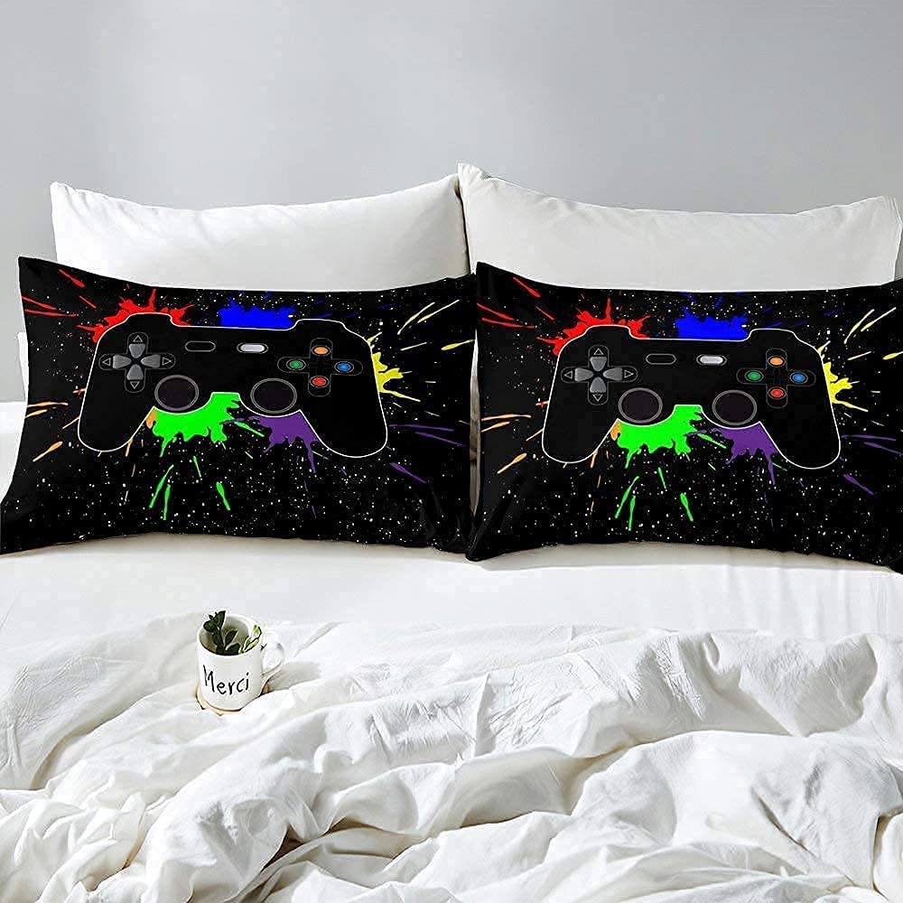 Black Gaming Comforter Set Queen Size for Kids & Teens - Video Game Themed Bedding with 1 Comforter & 2 Pillowcases - Perfect for Boys' Bedrooms, Gaming Rooms & Sleepovers
