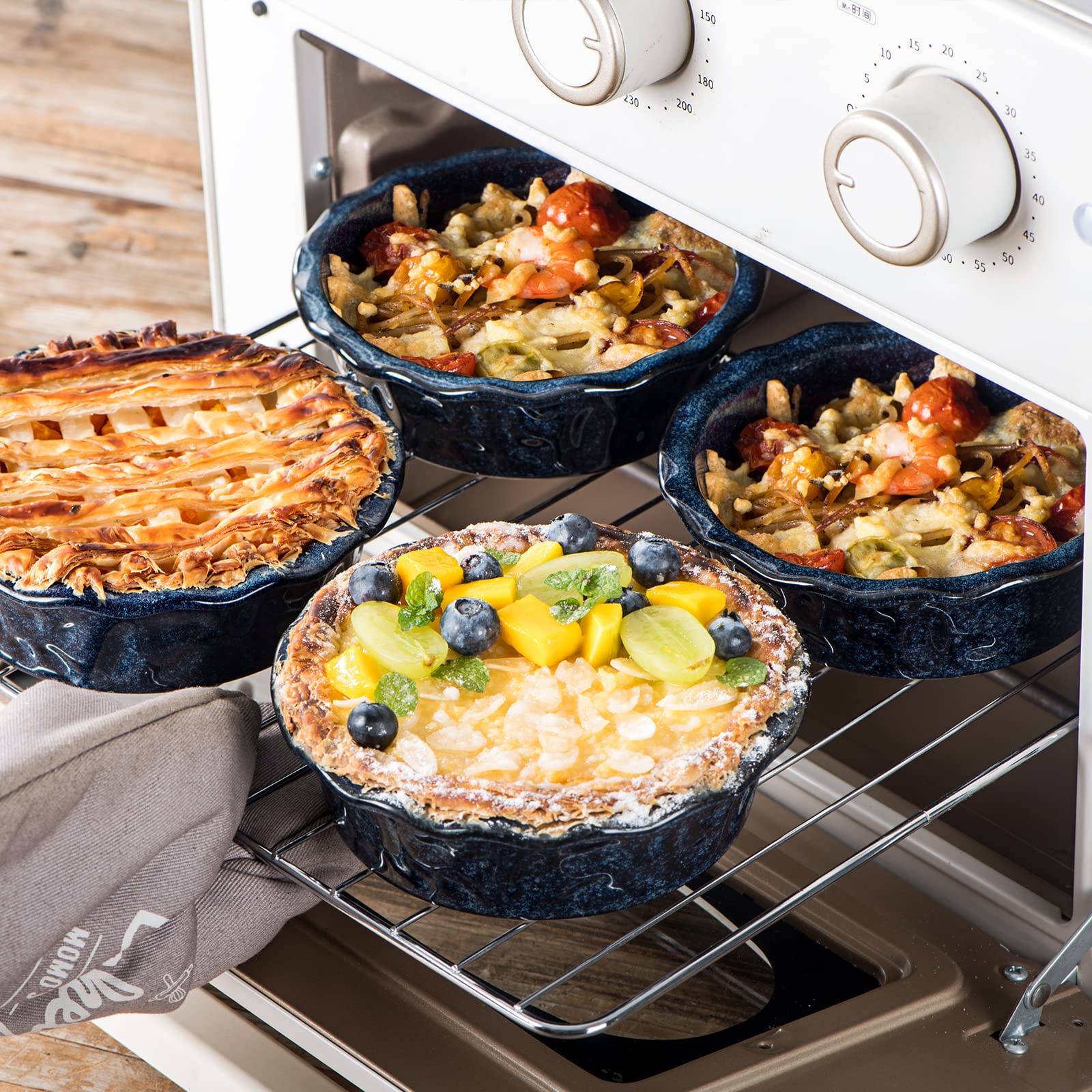 Vicrays 5.5 Inch Ceramic Pie Pan Set of 6 - Deep Dish Round Baking Dish for Apple Pie, Cake, Tart, Pizza - Microwave & Oven Safe Mini Serving Bowls - Perfect for Desserts, Pot Pies & Casseroles - Blue