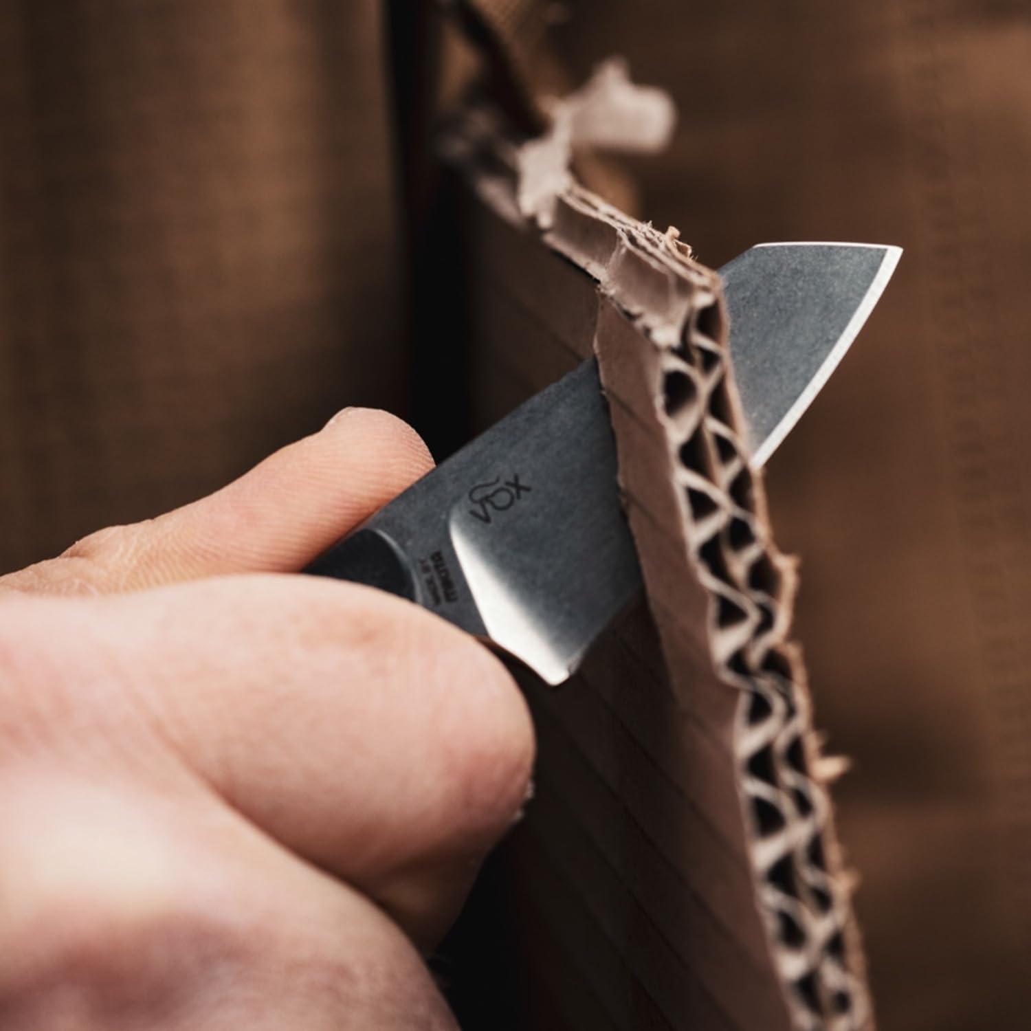 MAKRO 2 Sheepsfoot Fixed Blade Knife - Premium M390 Super Steel, Full Tang Design by Jesper Voxnaes, Italian Crafted with Carbon Fiber Handle & Leather Sheath | Perfect for Outdoor Survival, Hunting, Camping and Everyday Carry (EDC)