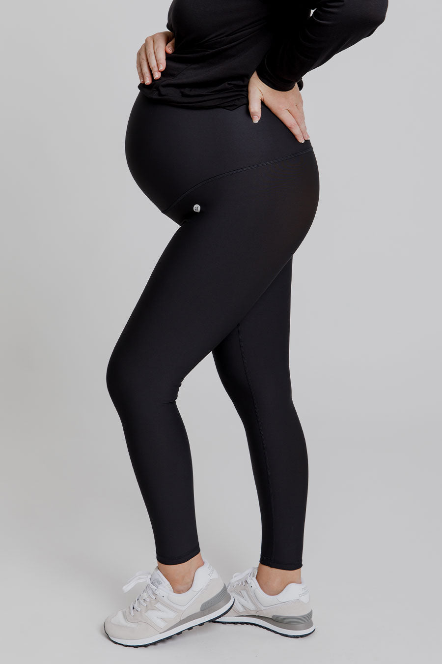 Thermal Mama Maternity Full Length Leggings for Pregnancy - Soft Stretchy Black Leggings for Women - Perfect for Winter, Yoga & Everyday Comfort