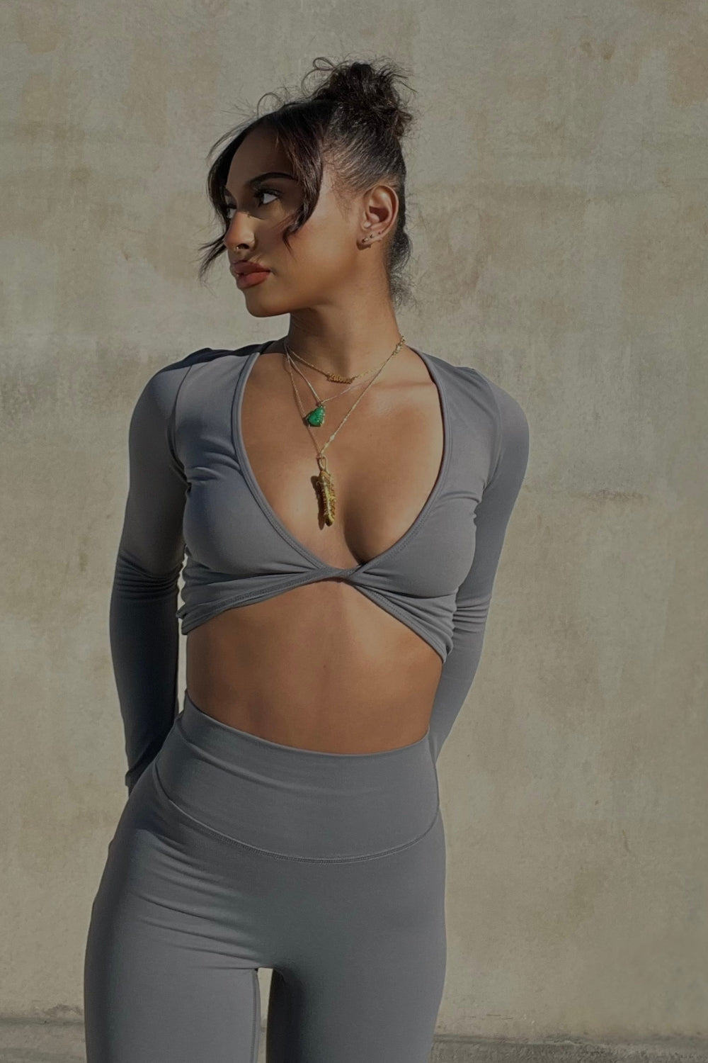 Laguna Long Sleeve Crop Top - Slate Gray Women's Fashion T-Shirt for Casual Wear & Street Style Outfits