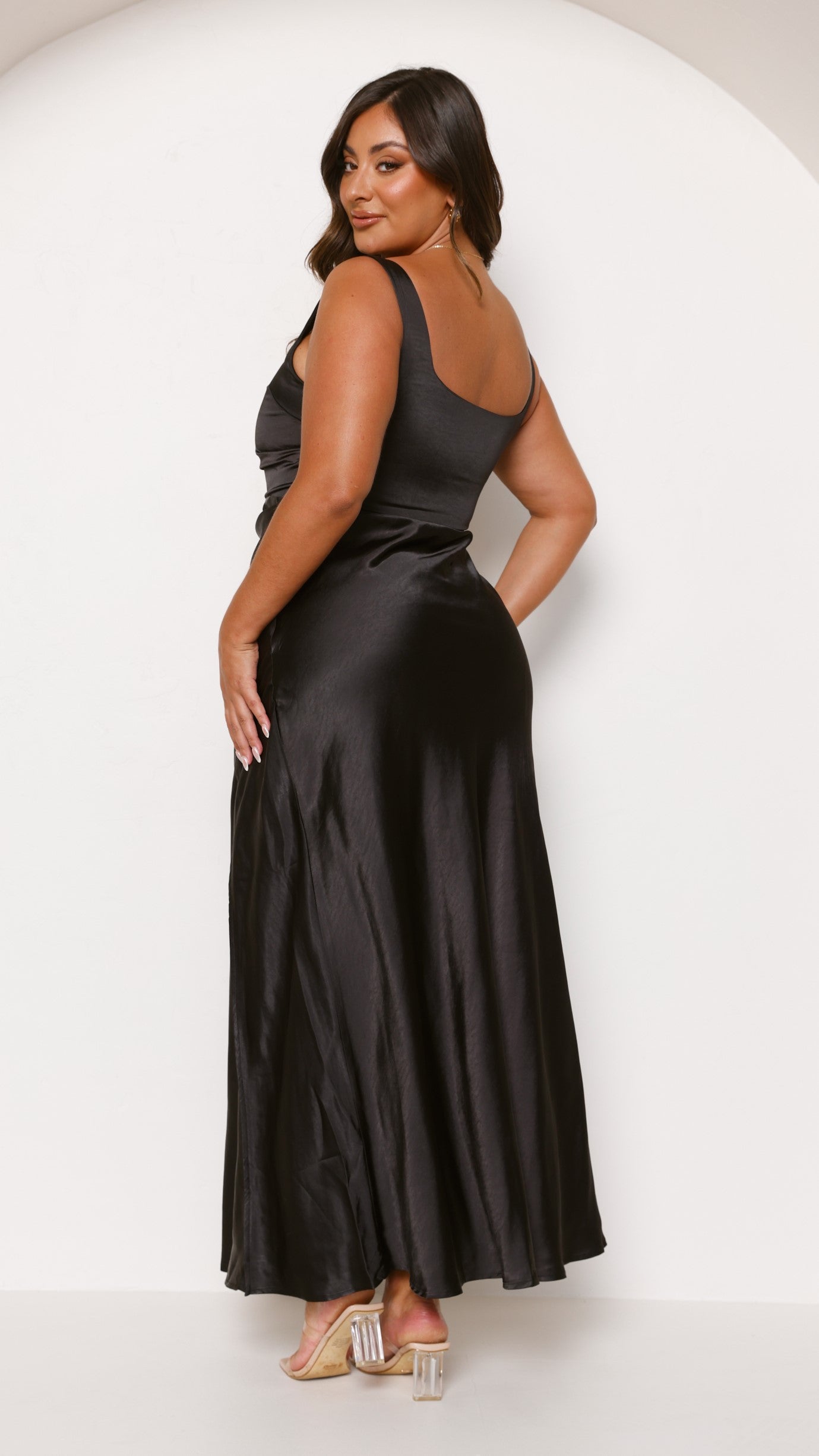 Alaria Maxi Dress for Women - Elegant Black Long Flowy Summer Dress for Beach, Vacation & Casual Wear