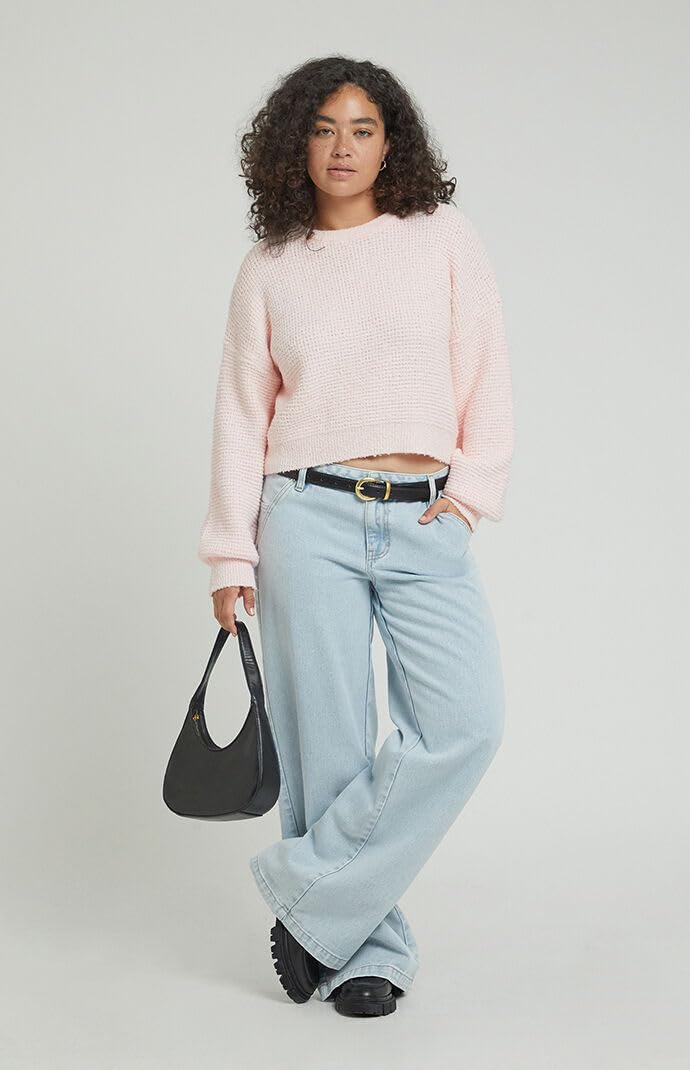 PacSun Women's Casey Button Pocket Low Rise Baggy Jeans - Light Indigo Wash | Vintage Style Distressed Denim for Casual Outfits & Streetwear