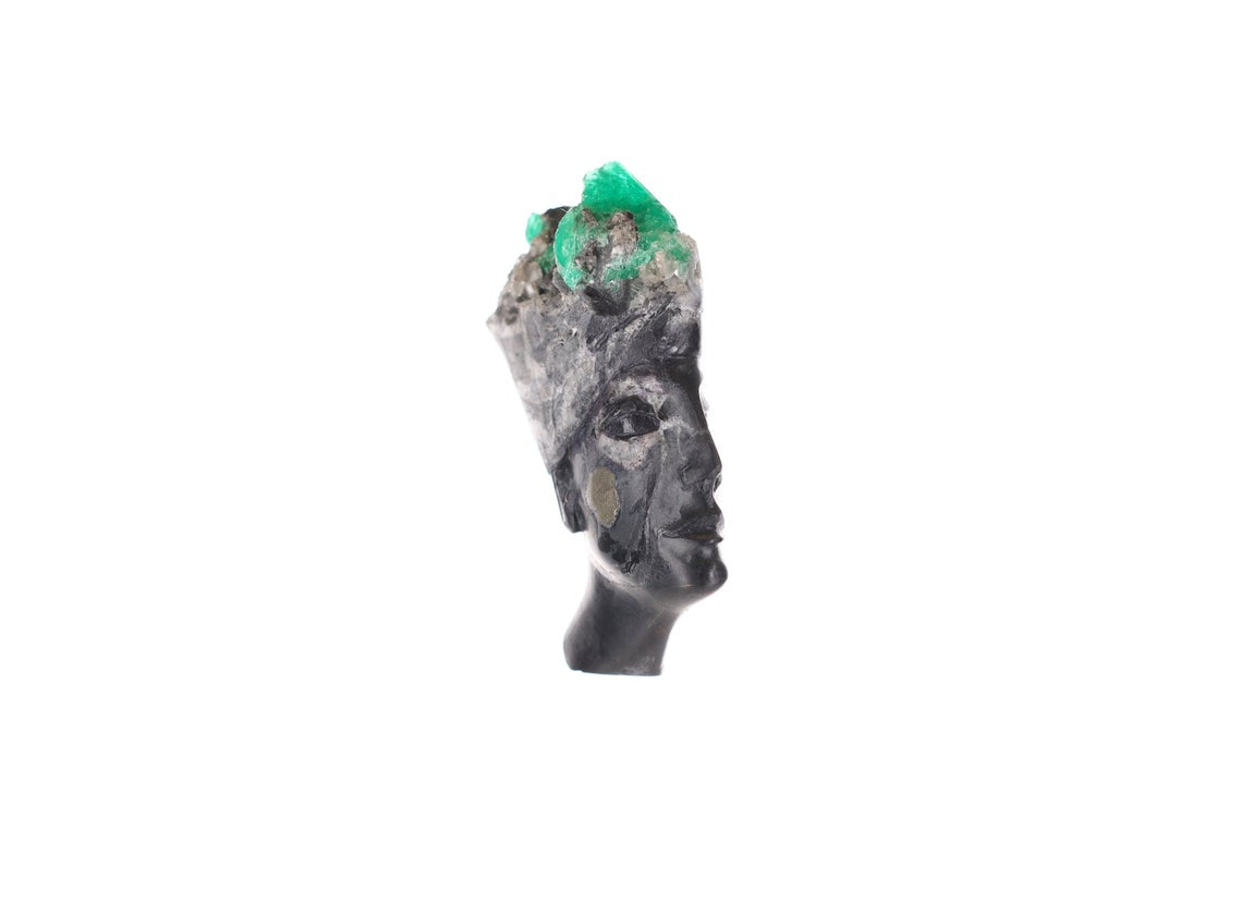 Natural Colombian Emerald Rough Crystal Sculpture - Egyptian Goddess Carving for Jewelry Making, Meditation & Home Decor