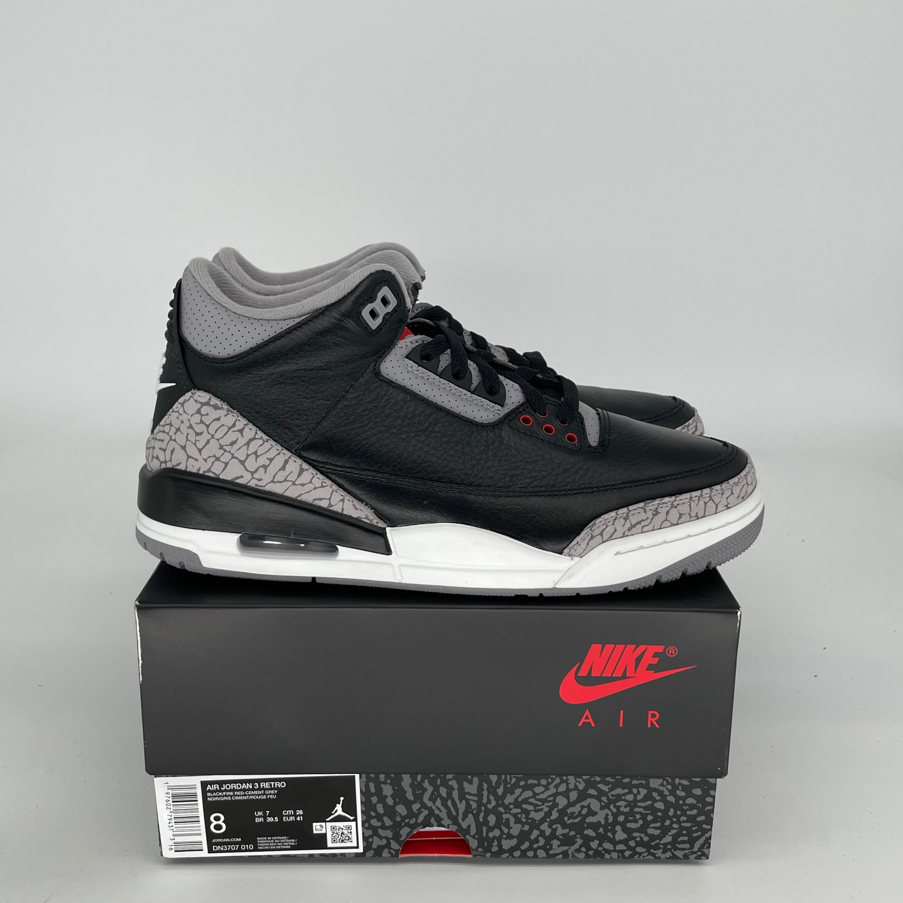 Original Air Jordan 3 Retro 'Black Cement' Men's Basketball Shoes - Size 8 (DN3707-010) | Iconic Sneakers for Streetwear & Basketball Performance