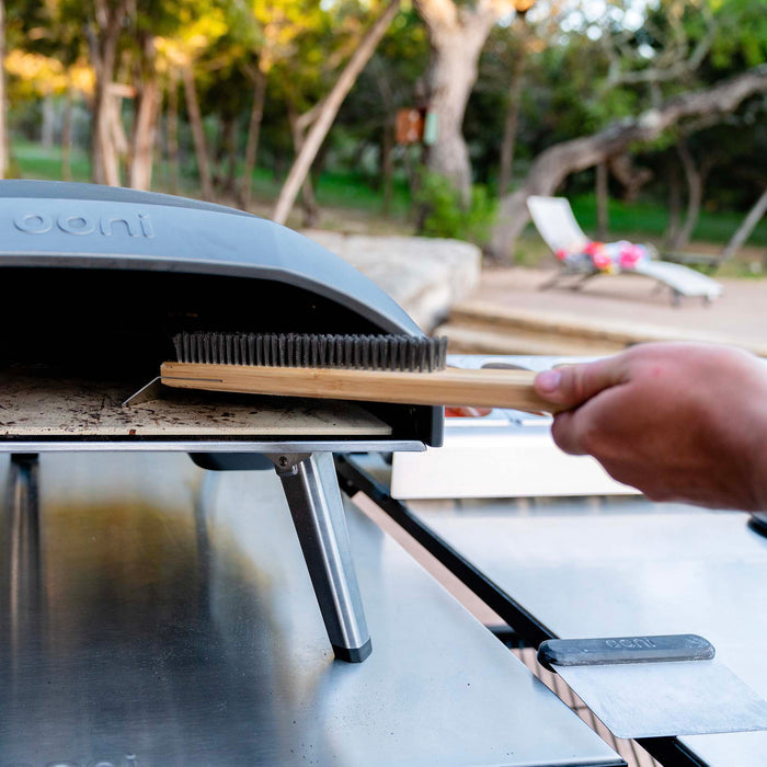 Ooni Pizza Oven Brush UU P06800 - Premium Stainless Steel Cleaning Tool for Outdoor Pizza Ovens - Perfect for Backyard Cooking, Camping & Wood-Fired Pizza Parties