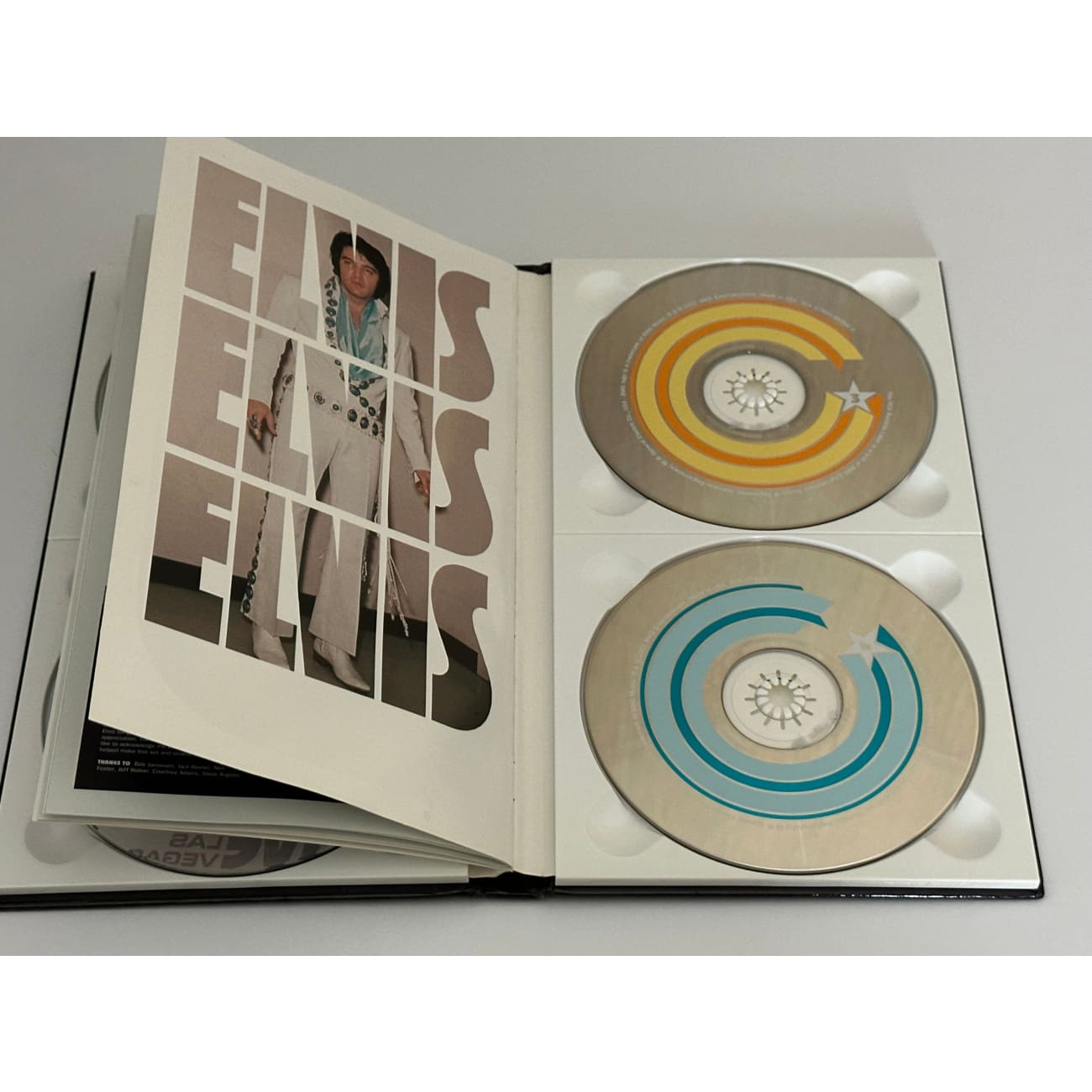 Elvis Presley Live in Las Vegas 4 CD Box Set with Booklet - Limited Edition 2001 BMG 07863 69354 2 - Perfect for Elvis Fans & Music Collectors, Great Gift for Christmas & Birthdays