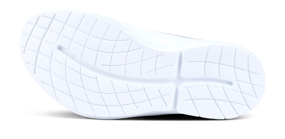 Men's OOmg eeZee Low Top Sneakers - White & Gray | Lightweight Comfortable Walking Shoes for Men | Perfect for Casual Wear, Gym & Travel