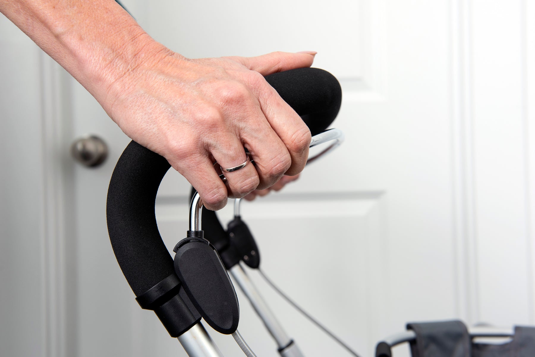 Best Indoor Rollator Walker for Seniors - Lightweight Mobility Aid with Seat & Basket - Ideal for Home Use, Shopping, and Daily Support