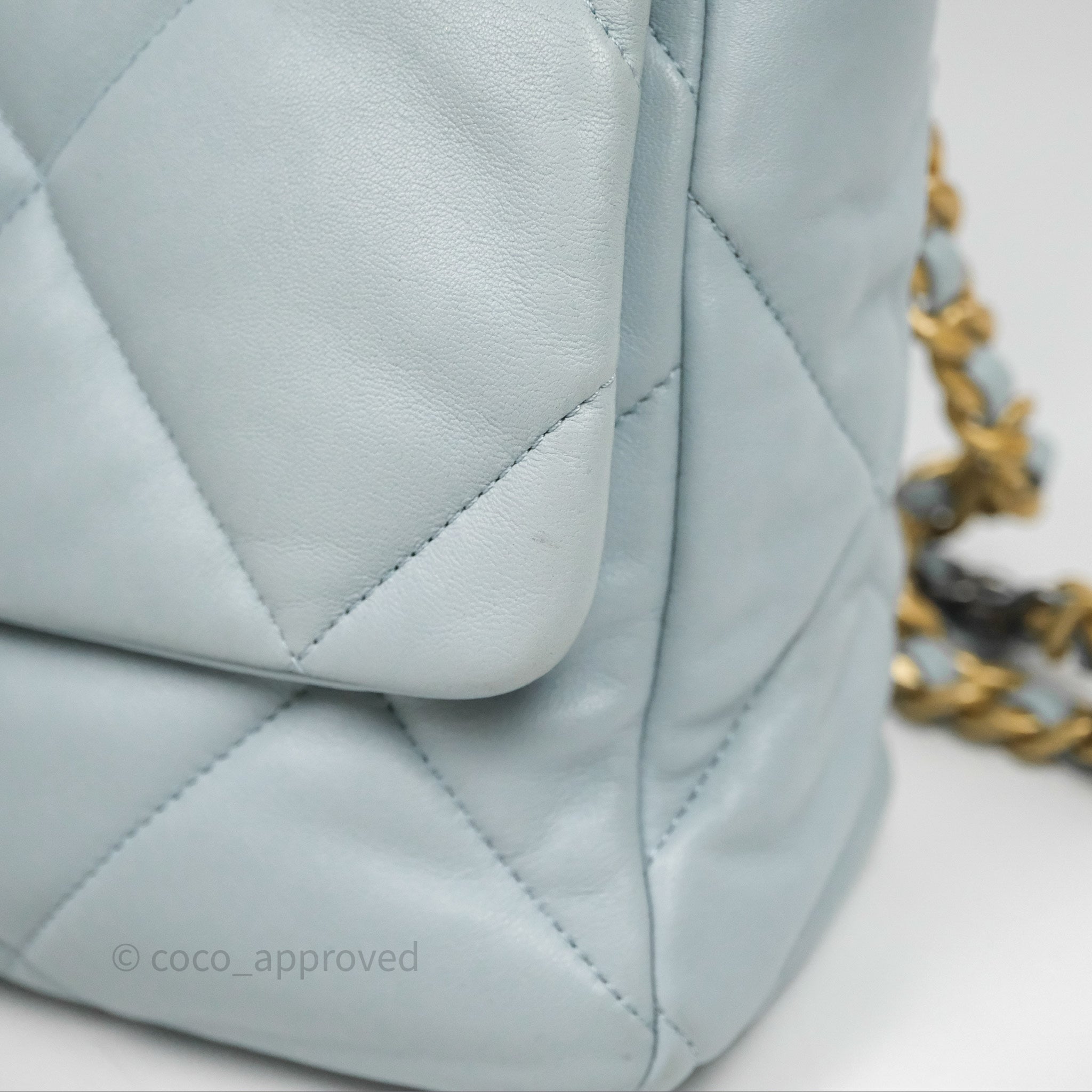 Chanel 19 Medium Flap Bag in Blue with Mixed Hardware - Luxury Designer Handbag for Women, Perfect for Work, Travel & Evening Events