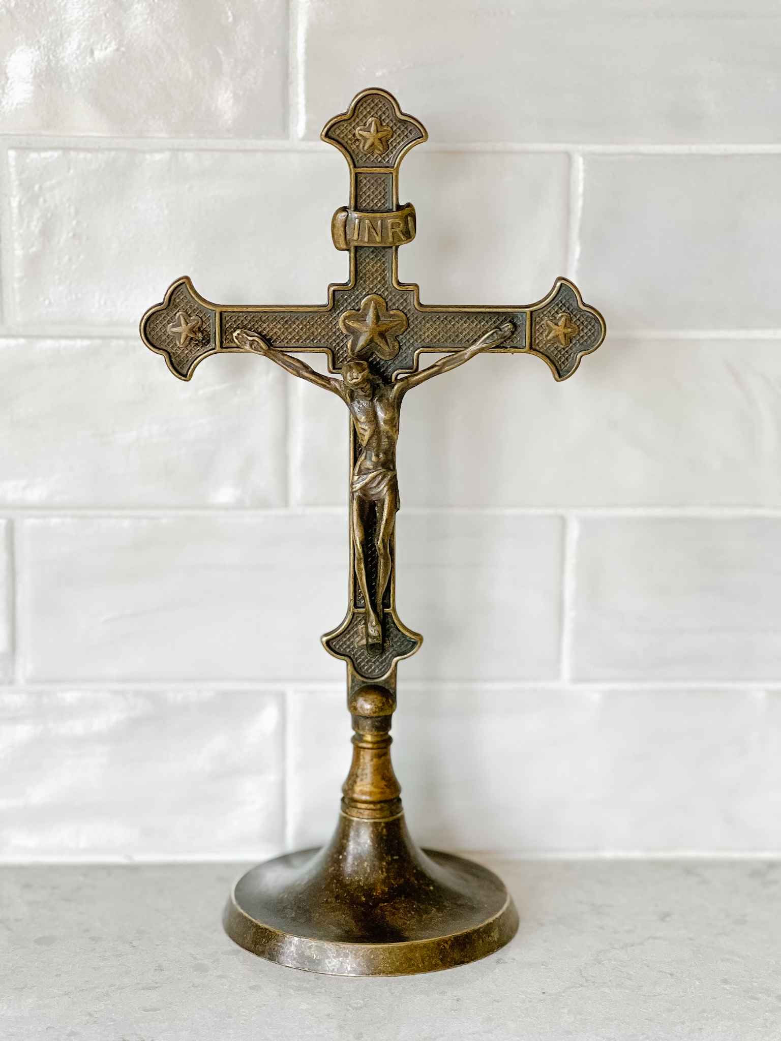 Antiqued Brass Standing Crucifix - Religious Home Decor for Wall or Tabletop - Perfect for Church, Prayer Room, and Meditation Spaces