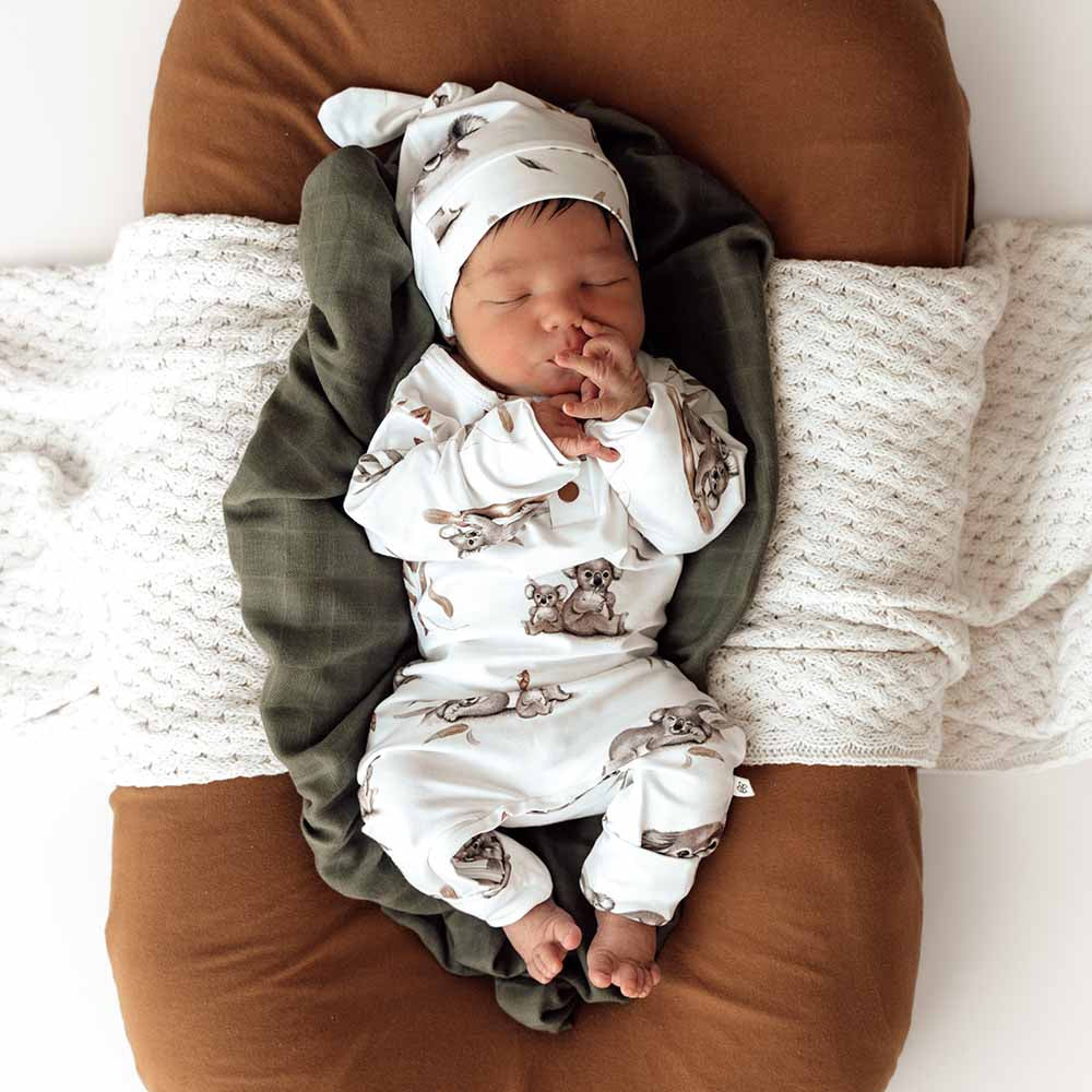 Organic Baby Growsuit with Koala Print - Soft & Snug One-Piece Outfit for Newborns & Infants - Perfect for Playtime, Naptime & Photo Shoots