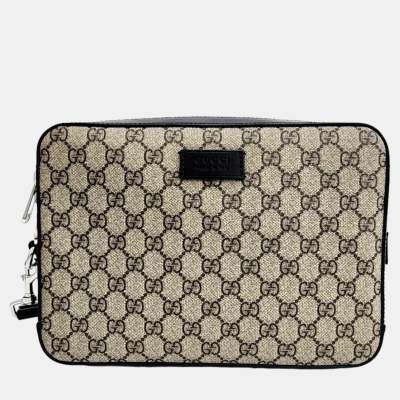 Elegance in Every Moment: The Story of the Stylish Beige Leather Clutch