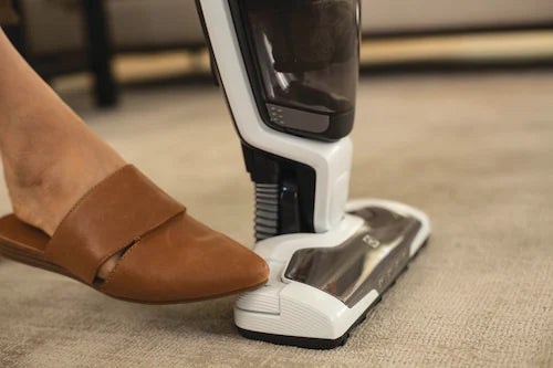 Electrolux EHVS2510AW Ergorapido Cordless 2-in-1 Stick & Handheld Vacuum Cleaner - Lightweight for Hard Floors & Carpets, Perfect for Home & Pet Hair Cleaning