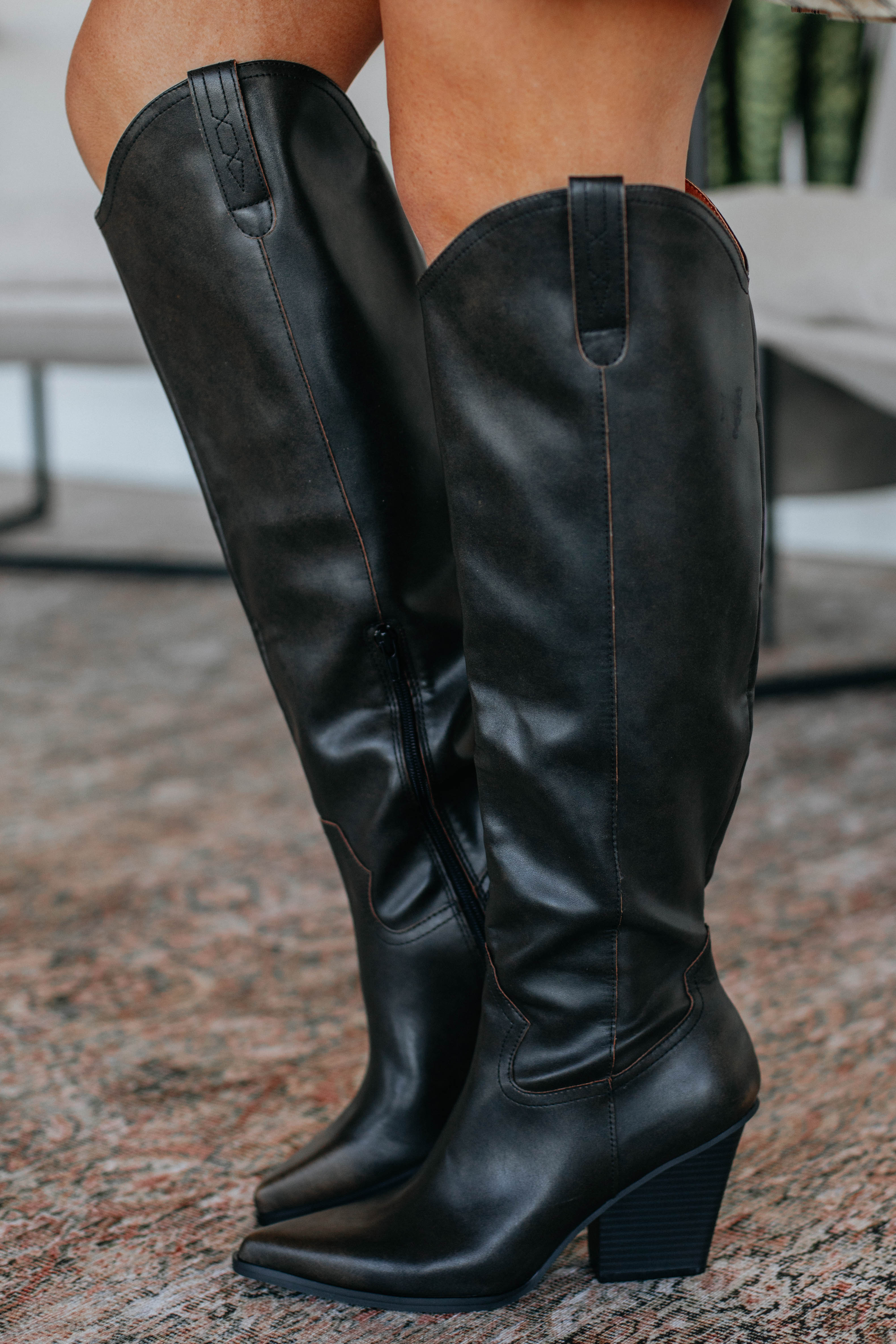 Best Espresso Boots for Women - Waterproof & Comfortable Winter Boots for Hiking, Snow & Outdoor Activities