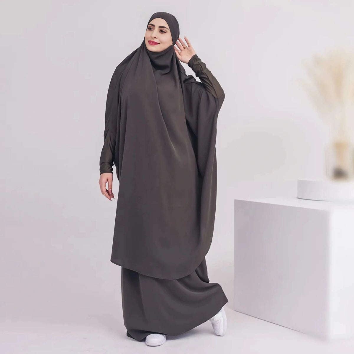 2-Piece Islamic Prayer Abaya Dress Set with Tops & Skirt - Modest Muslim Women's Jilbab Outfit for Prayer, Mosque & Daily Wear #25423