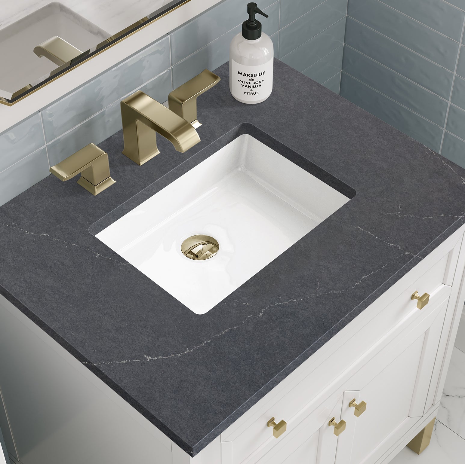 James Martin Vanities Chicago Collection 30