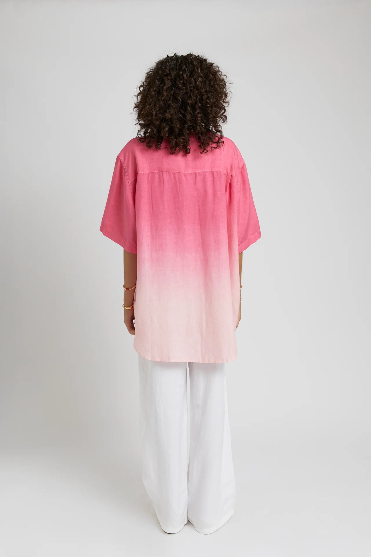 Big Pink Fade T-Shirt - Oversized Comfort Fit Cotton Tee for Men & Women | Perfect for Casual Wear, Street Style & Loungewear