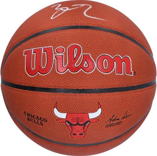 Lonzo Ball Chicago Bulls Autographed Wilson Team Logo Basketball - Official NBA Collectible for Fans & Memorabilia - Perfect for Sports Enthusiasts, Game Room Decor, and Gift Giving