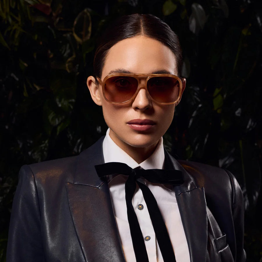 Pastel Tortoise Shell Sunglasses with Gold Metal Frame & Dark Orange Gradient Lenses - Stylish UV Protection for Beach, Driving & Outdoor Activities
