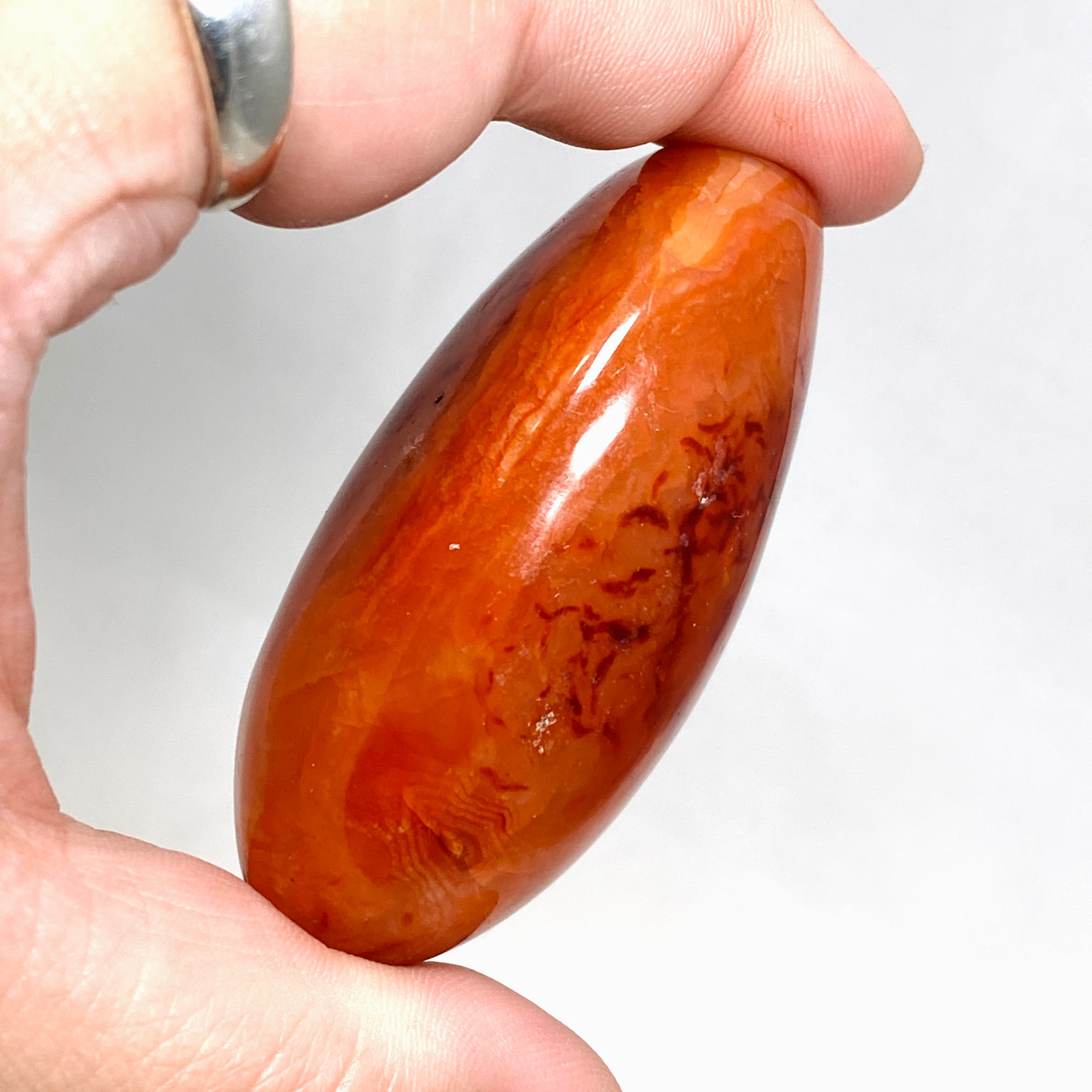 Natural Carnelian Palm Stone - 101 (125g) for Chakra Healing, Meditation & Stress Relief - Perfect for Reiki, Yoga & Spiritual Practices