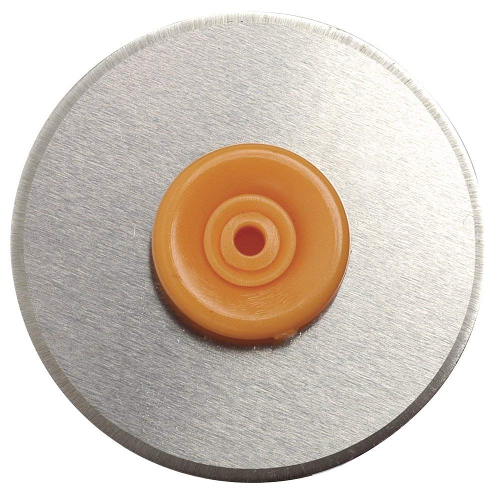 Fiskars 28mm Rotary Blade Straight Cutter - 2-Piece Set for Precise Fabric & Paper Cutting | Ideal for Quilting, Scrapbooking & DIY Crafts