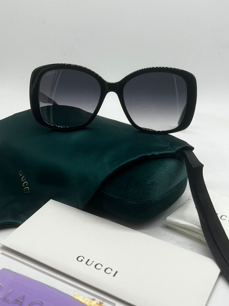 Gucci GG0762S Marmont Logo Butterfly Sunglasses for Women - Black Aviator Shades with Gold-Tone Accents | Fashion Luxury Sunglasses for Beach, Driving & Outdoor Activities