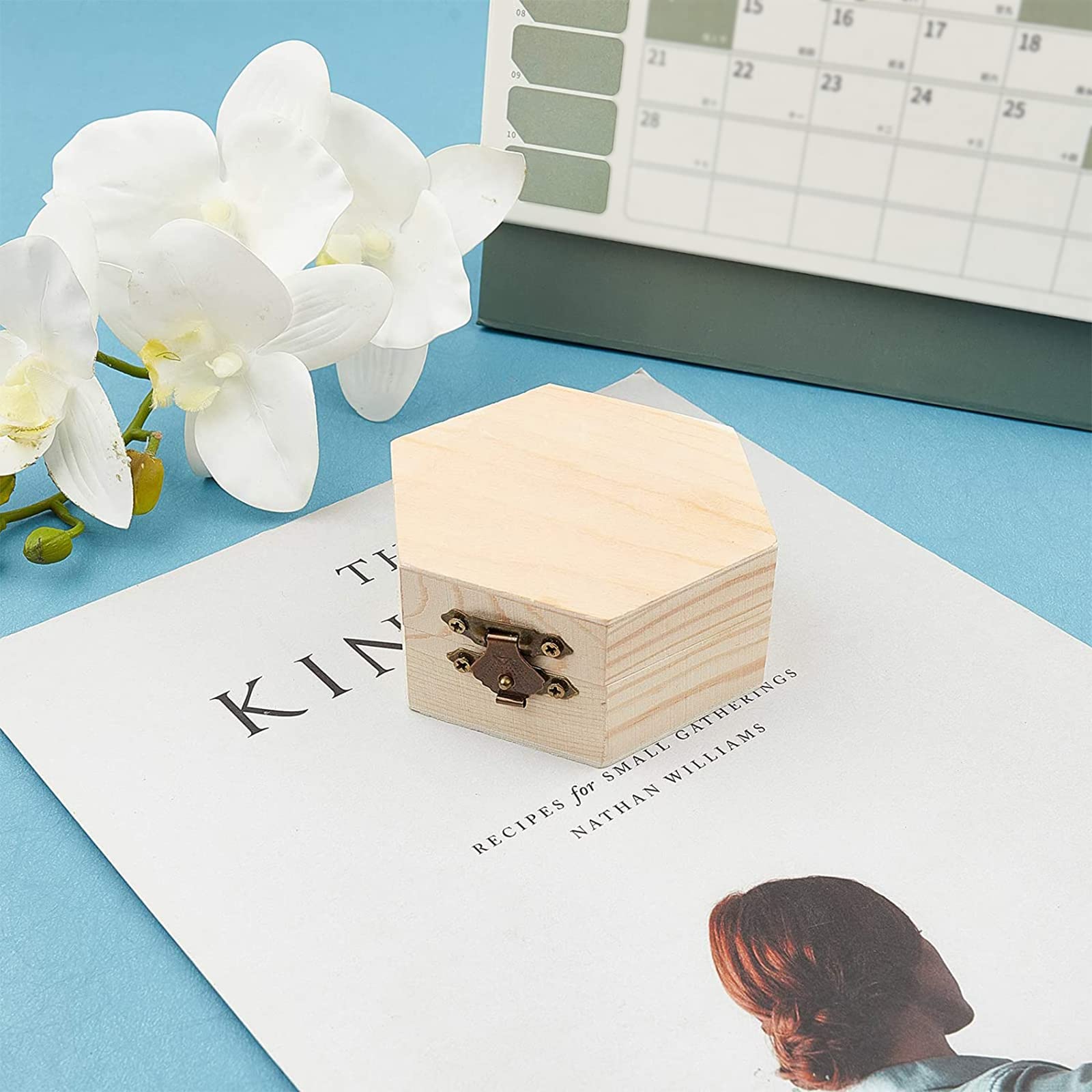 GORGECRAFT 2PCS Unfinished Hexagon Wooden Storage Box with Hinged Lid & Front Clasp - DIY Craft Box for Easter, Jewelry, Arts & Hobbies - 3.6 x 3.4 Inch - Perfect for Home Decor, Gift Wrapping & Organizing Small Treasures