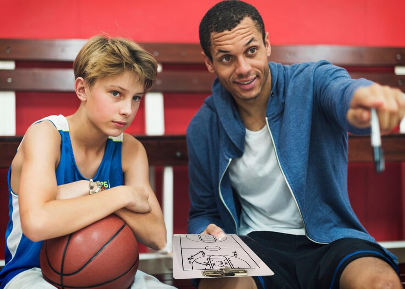 Basketball Coach Clipboard - Double-Sided Dry Erase Whiteboard with Marker Pen | Basketball Coaching Clipboard for Play Diagrams & Game Strategies | Perfect for Coaches, Trainers & Players During Practice & Games
