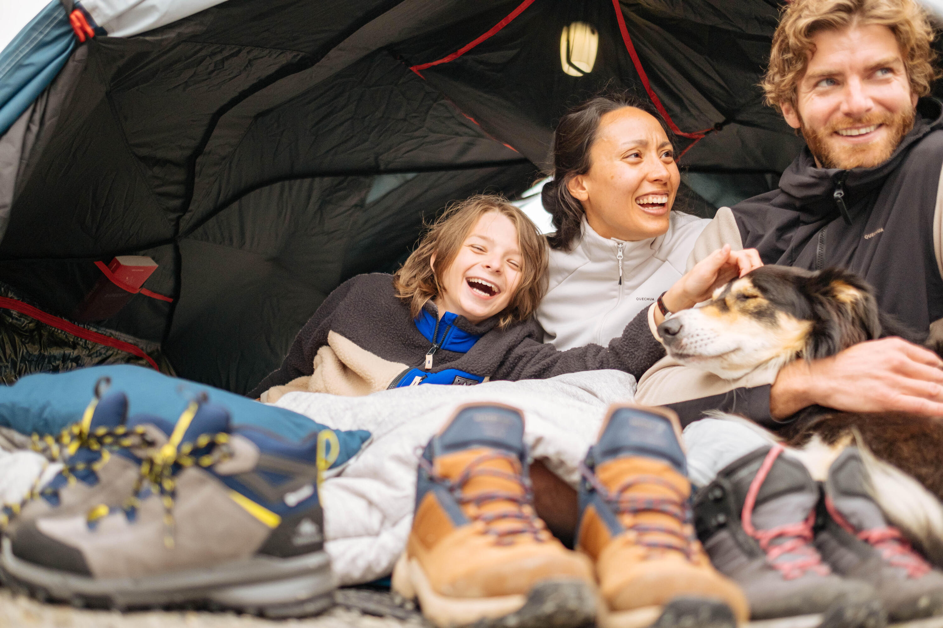 Quechua 2 Second Easy Fresh & Black Waterproof Pop Up Camping Tent for 3 Person - Lightweight Instant Setup Tent for Outdoor Adventures, Hiking, Backpacking & Family Camping Trips