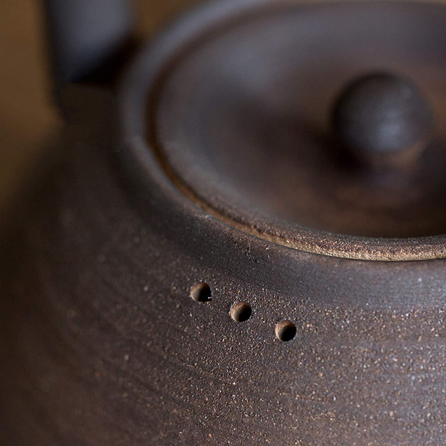 Premium Japanese & Chinese Ceramic Teapot 1200ml - Traditional Cast Iron & Porcelain Tea Kettle for Home Use - Compatible with Electric Stove - Perfect for Green Tea, Oolong Tea & Herbal Brewing - Elegant Tea Ceremony & Daily Tea Drinking Essential