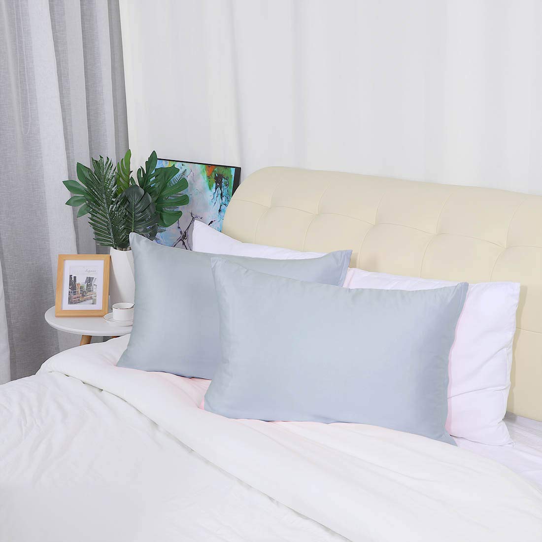 PiccoCasa Set of 4 Luxury Satin Pillowcases with Zipper - Super Silky Silver Pillow Covers 14x20 Inch for Bedroom & Travel - Perfect for Home Decor, Hotels, and Gifts