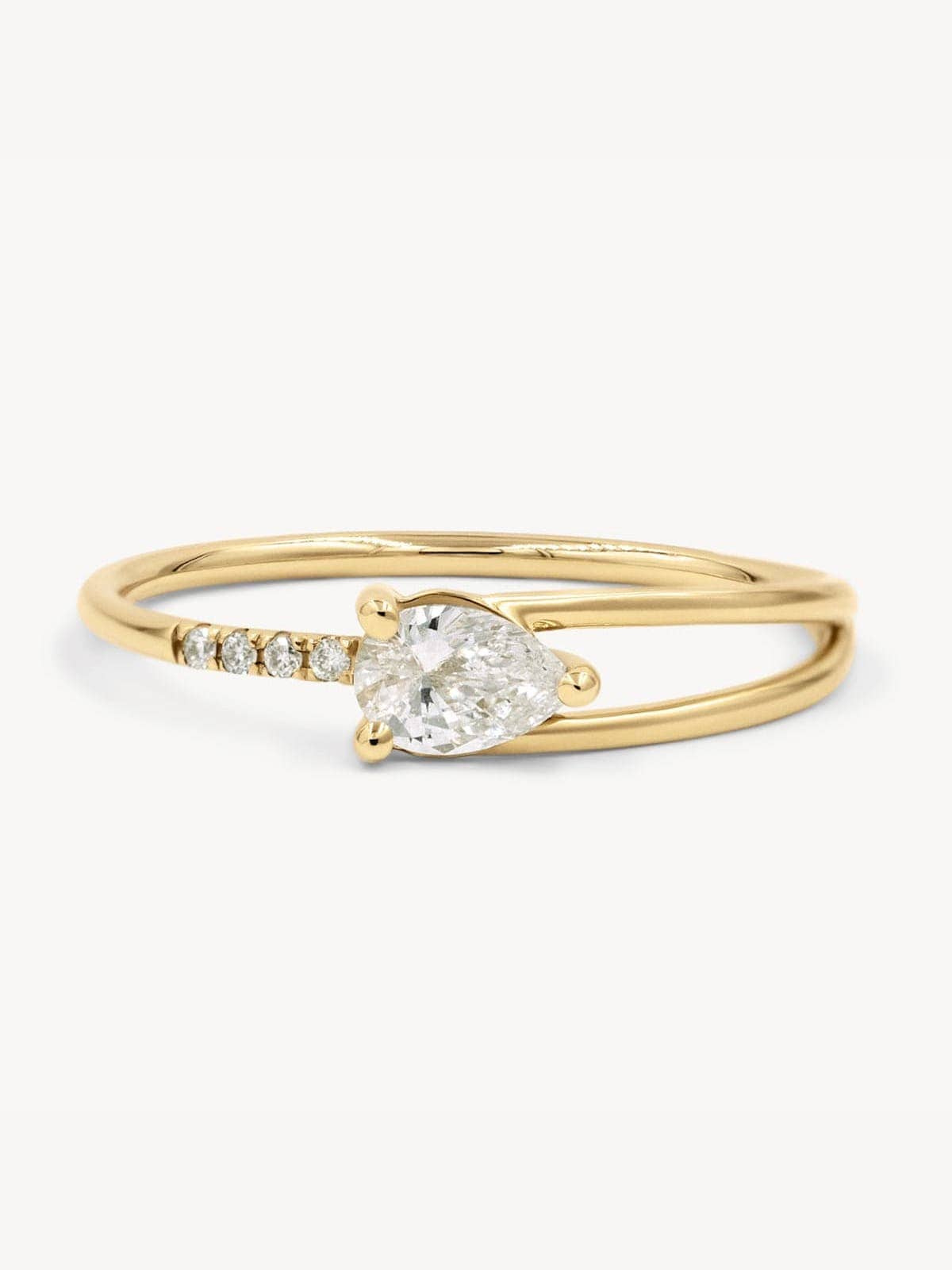 0.35 Carat Diamond Arrow Ring - Elegant Dainty Jewelry for Women, Perfect for Engagement, Anniversary & Gift Giving