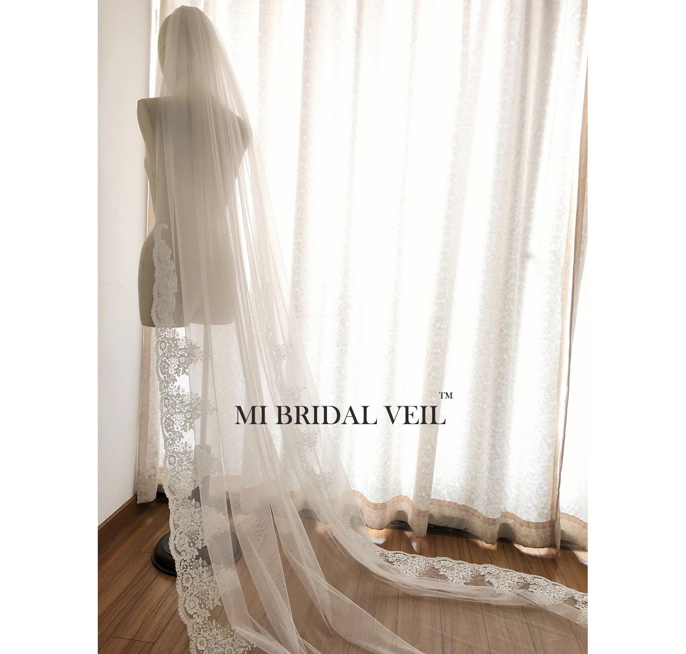 Vintage Inspired Cathedral Wedding Veil with Rose Lace Detail - Elegant Bridal Accessory for Romantic Ceremonies & Photos