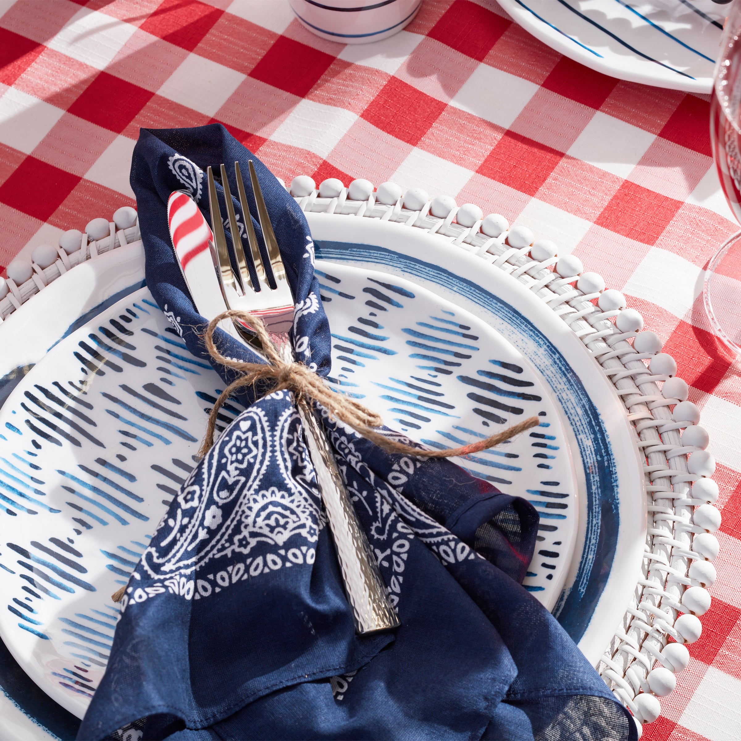 Blue Bay Melamine Dinner Plates Set of 4 - Durable & Stylish Accent Plates for Outdoor Dining, Picnics, and Party Decor - BPA-Free Dishware for Everyday Use