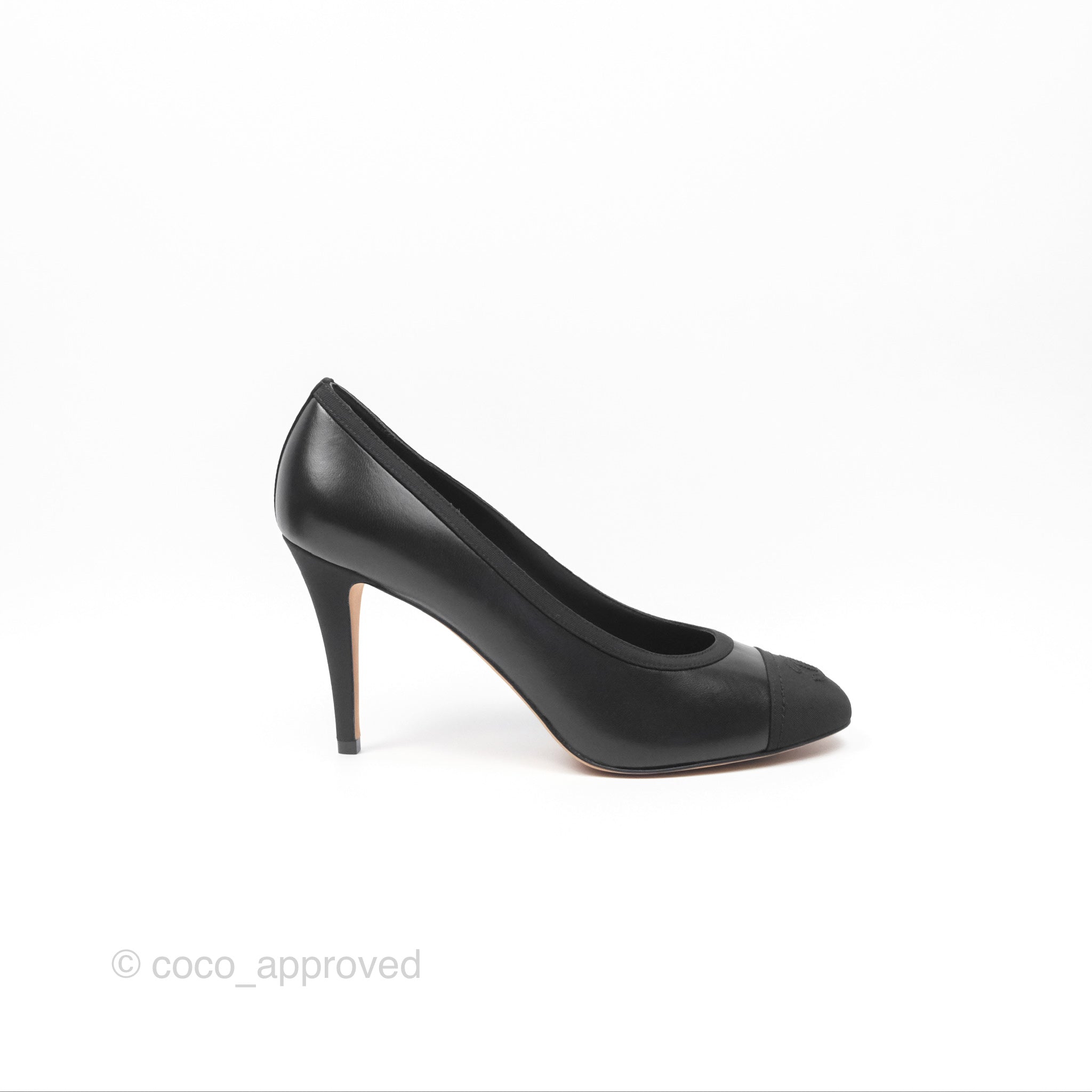 Chanel Classic CC Black Lambskin Heels Women's Size 39.5 - Luxury High Heel Pumps for Evening Parties & Formal Events