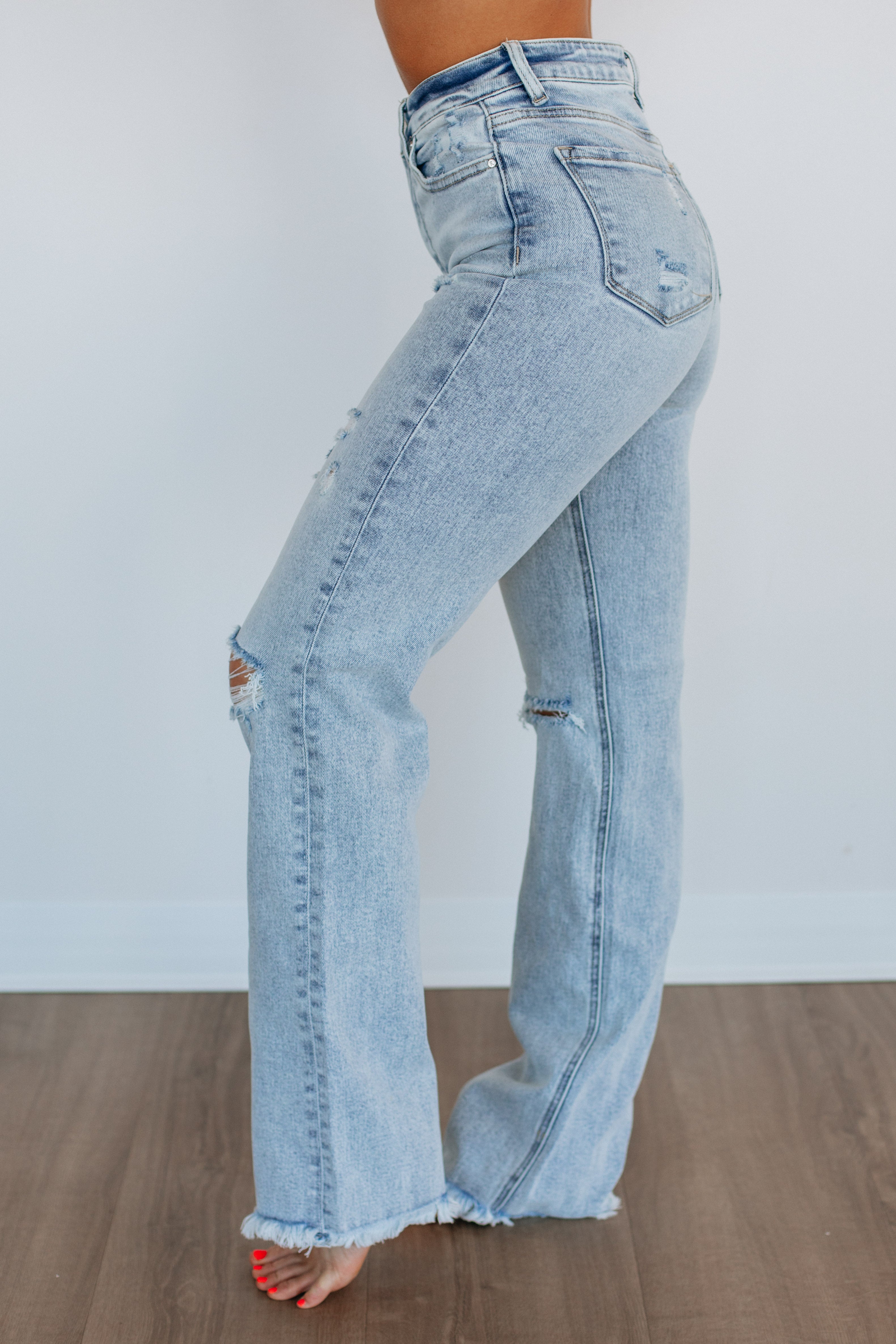 Eloise Risen Light Wash High Waist Stretch Jeans for Women - Comfortable Slim Fit Denim Pants for Casual Wear & Everyday Outfits
