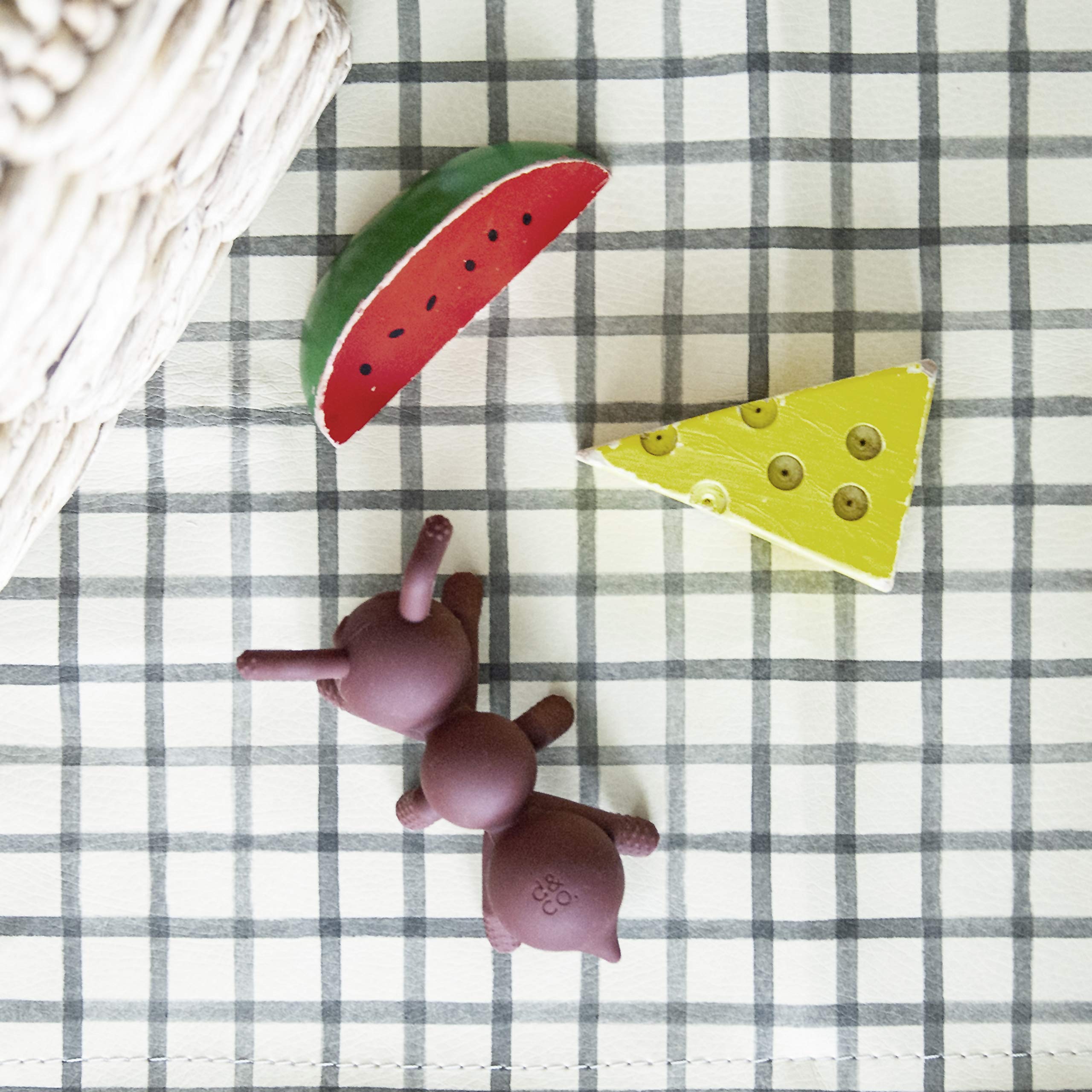 Doddle & Co. The Chew Ant Teether with Poppable Bubbles - Soothing Teething Toy for Babies & Toddlers | Soft Silicone Sensory Fidget Toy for Oral Development | Easy to Hold & Grab | Perfect Baby Shower Gift for Newborns (Pack of 1) | Use for Teething Relief, Sensory Play & Early Learning