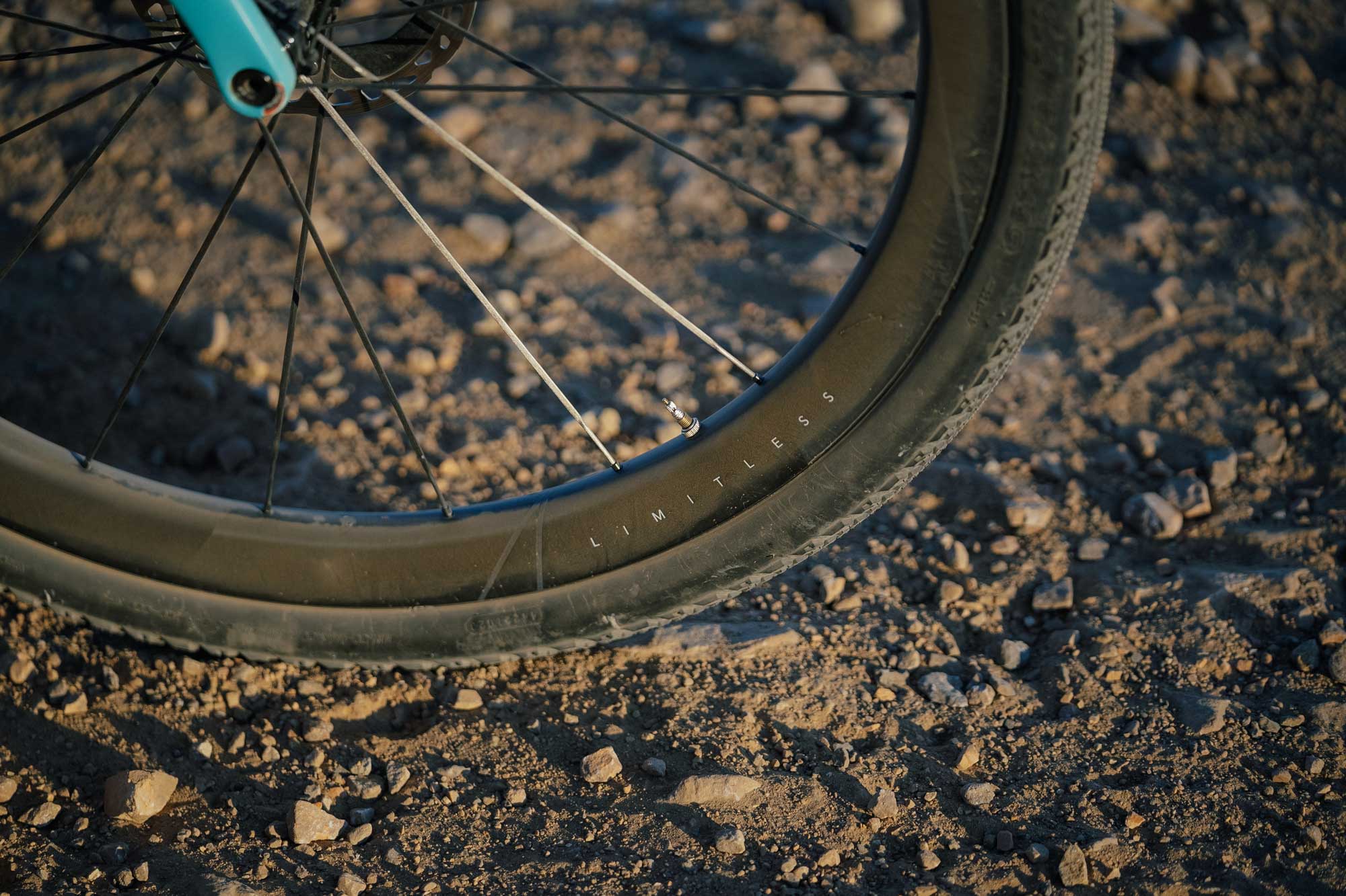 HUNT 40 Limitless Gravel Aero Wheelset - Lightweight Carbon Fiber Bike Wheels for Road & Gravel Cycling - Perfect for Racing, Commuting & Adventure Riding