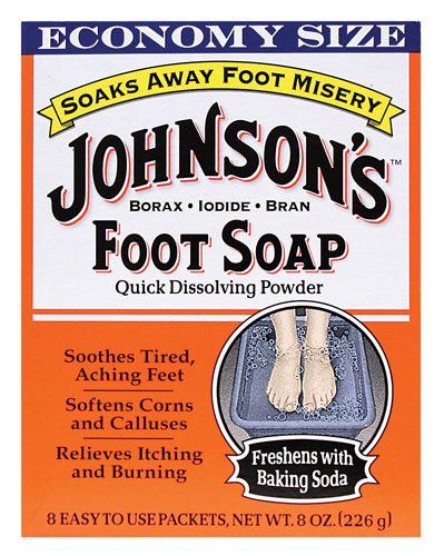 Johnson's Foot Soap - 8 Pack of Medicated Foot Cleansing Pads for Athletes Foot, Odor & Fungus Relief - Perfect for Gym, Sports & Travel Use