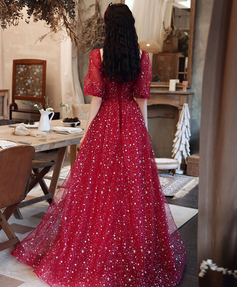 Elegant Red A-Line Tulle Long Prom Dress for Women - Formal Graduation Gown with Flowy Skirt - Perfect for Prom Night, Homecoming, and Special Occasions