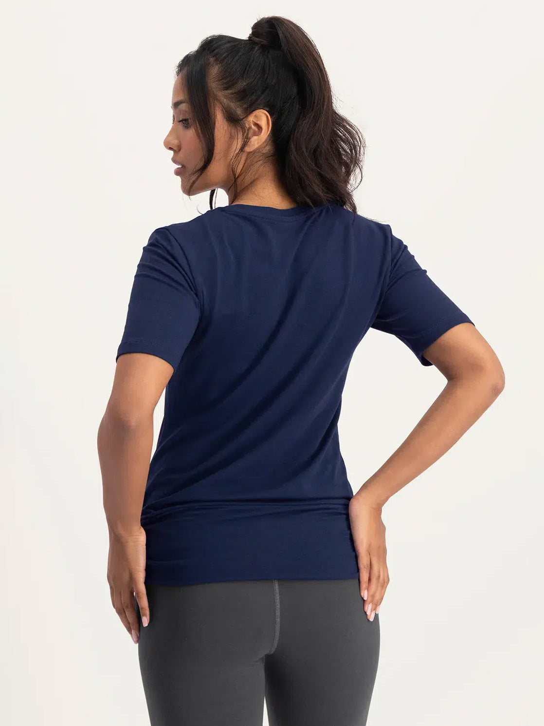 Urban Goddess Kami Yoga Tee - Midnight Black Women's Yoga Shirt for Yoga, Pilates & Lounge Wear - Perfect for Studio, Gym & Casual Outfits