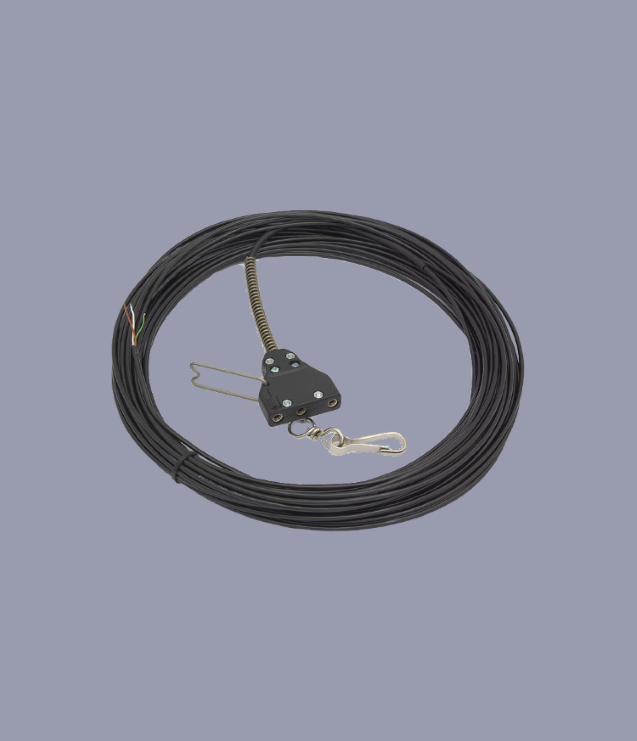 Favero Reel Cable with Fencer End Socket - High-Quality Fencing Equipment for Professional and Training Use