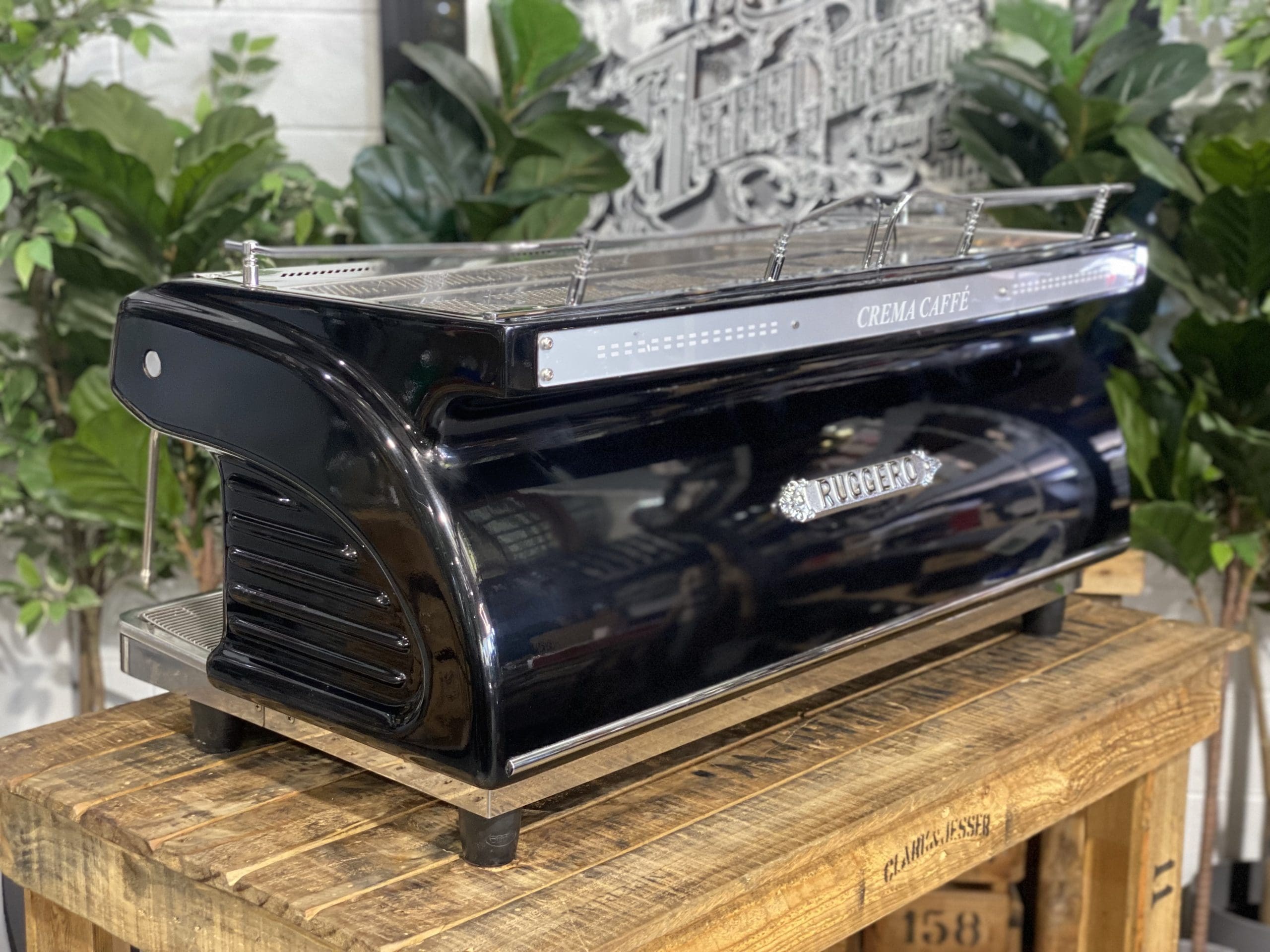 Expobar Ruggero 3 Group Commercial Espresso Machine - Gloss Black Finish for Cafes, Restaurants, and Coffee Shops